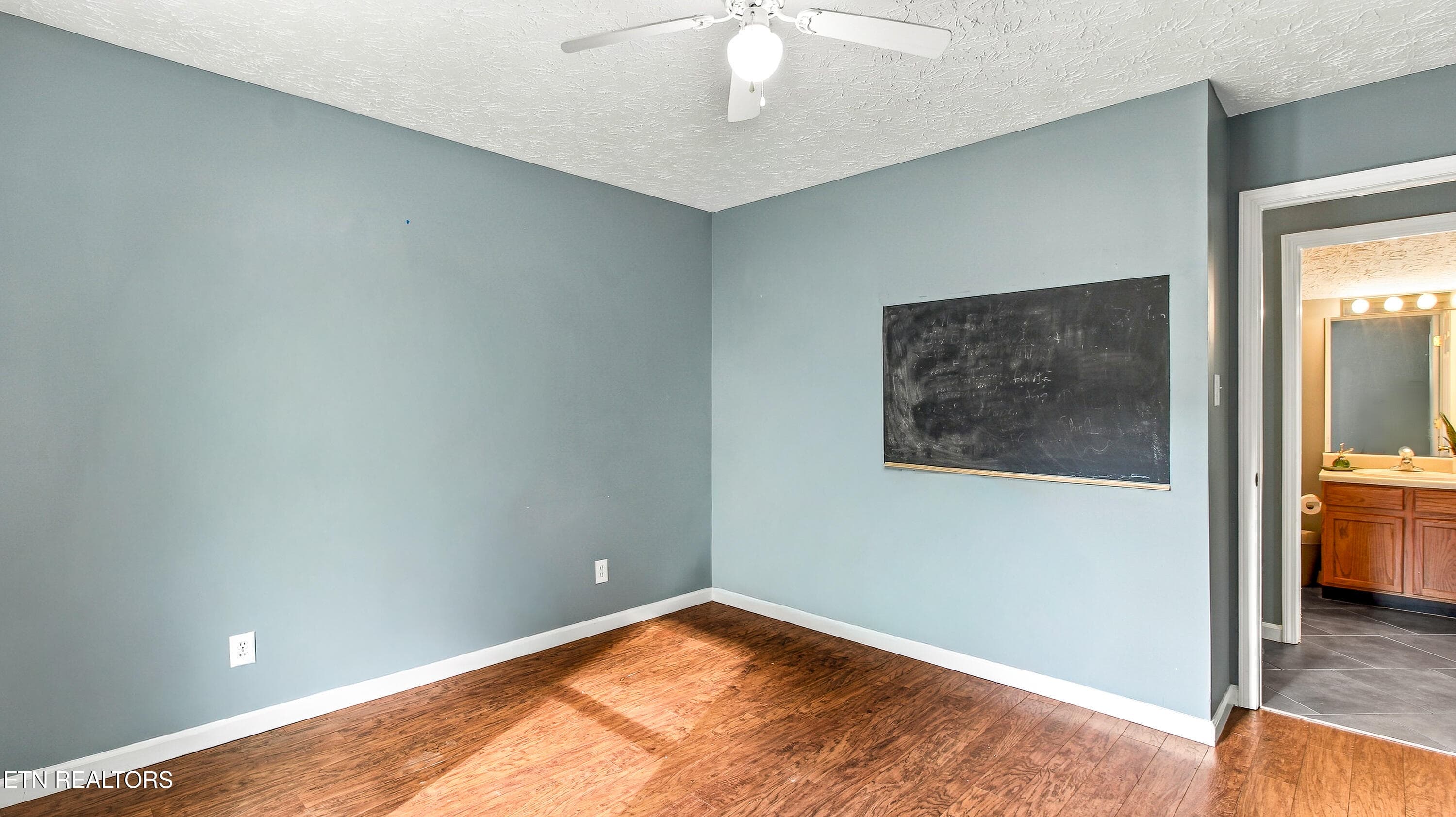 warren-26 - 5973 Warrenpark Lane, Knoxville, TN 37912, Knoxville