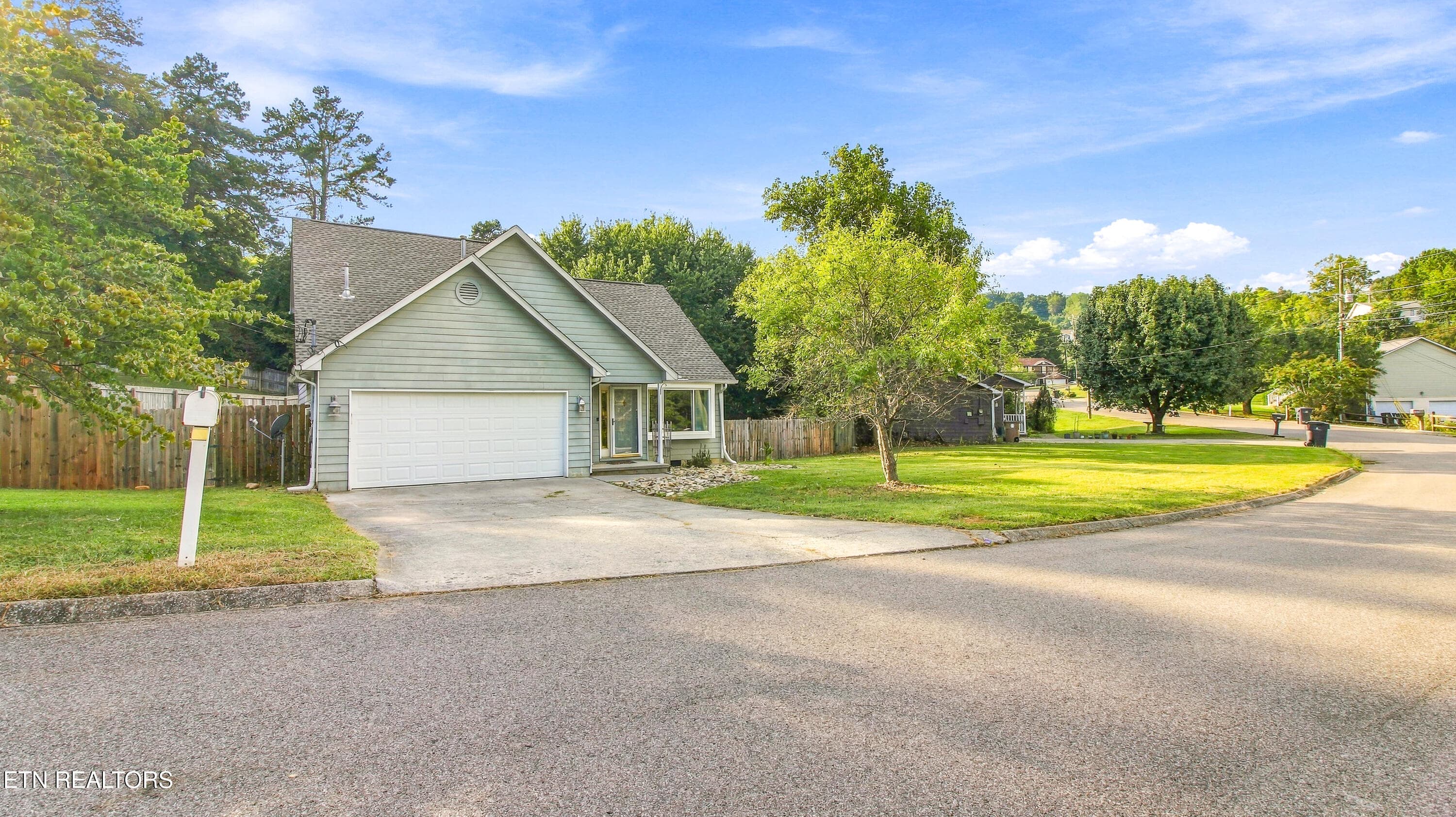 warren-37 - 5973 Warrenpark Lane, Knoxville, TN 37912, Knoxville