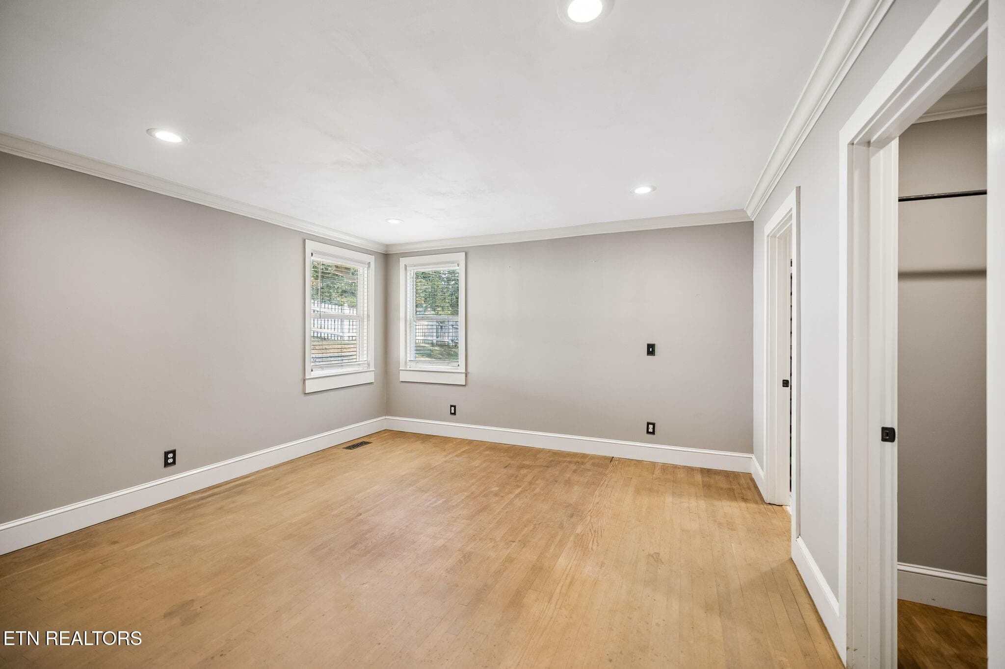 14-5603 S Briscoe Cir - (4) - 5603 S Briscoe Circle, Knoxville, TN 37912, Knoxville