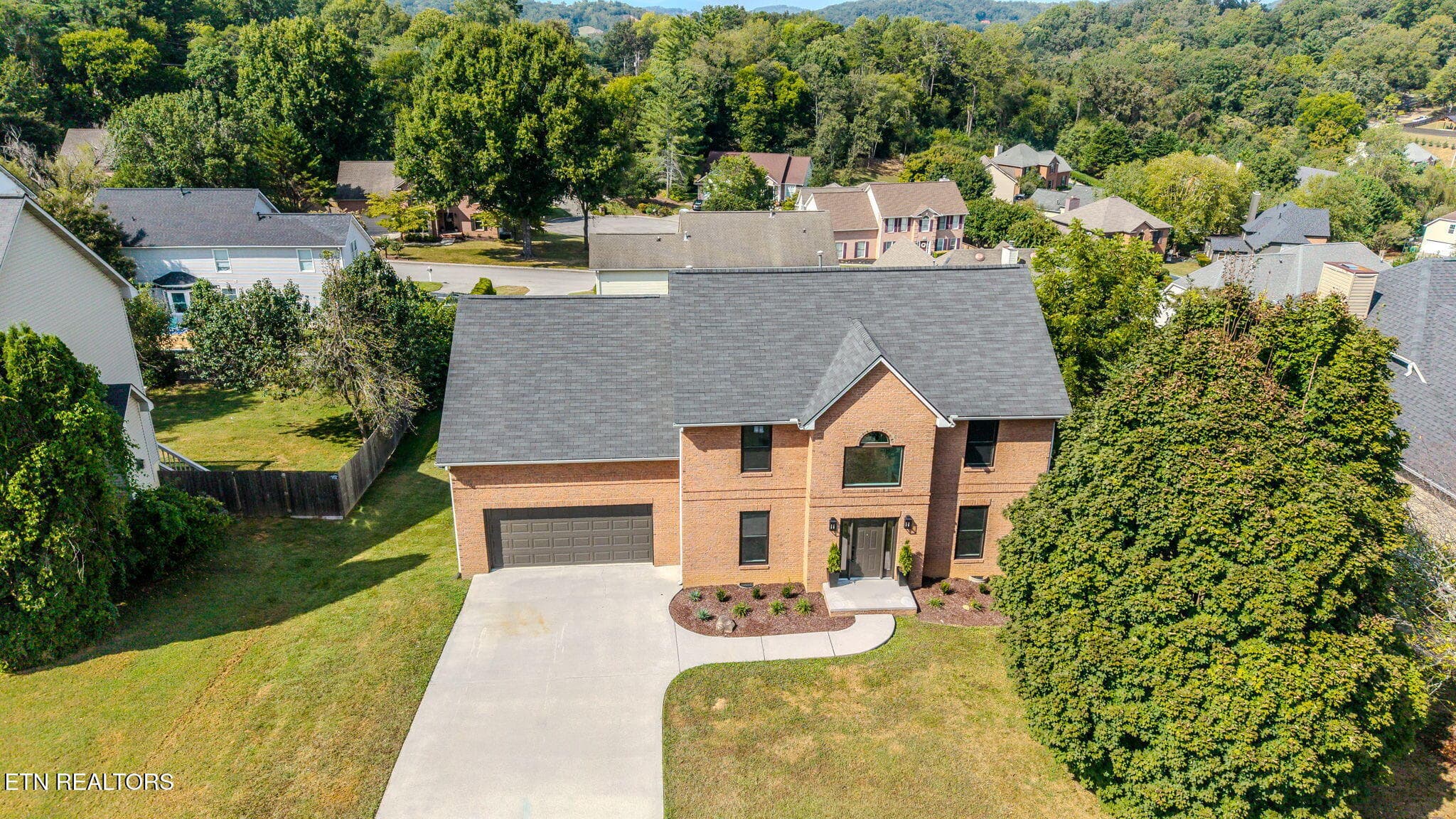 19-web-or-mls-10108-delle-meade-dr - 10108 Delle Meade Drive, Knoxville, TN 37931, Knoxville