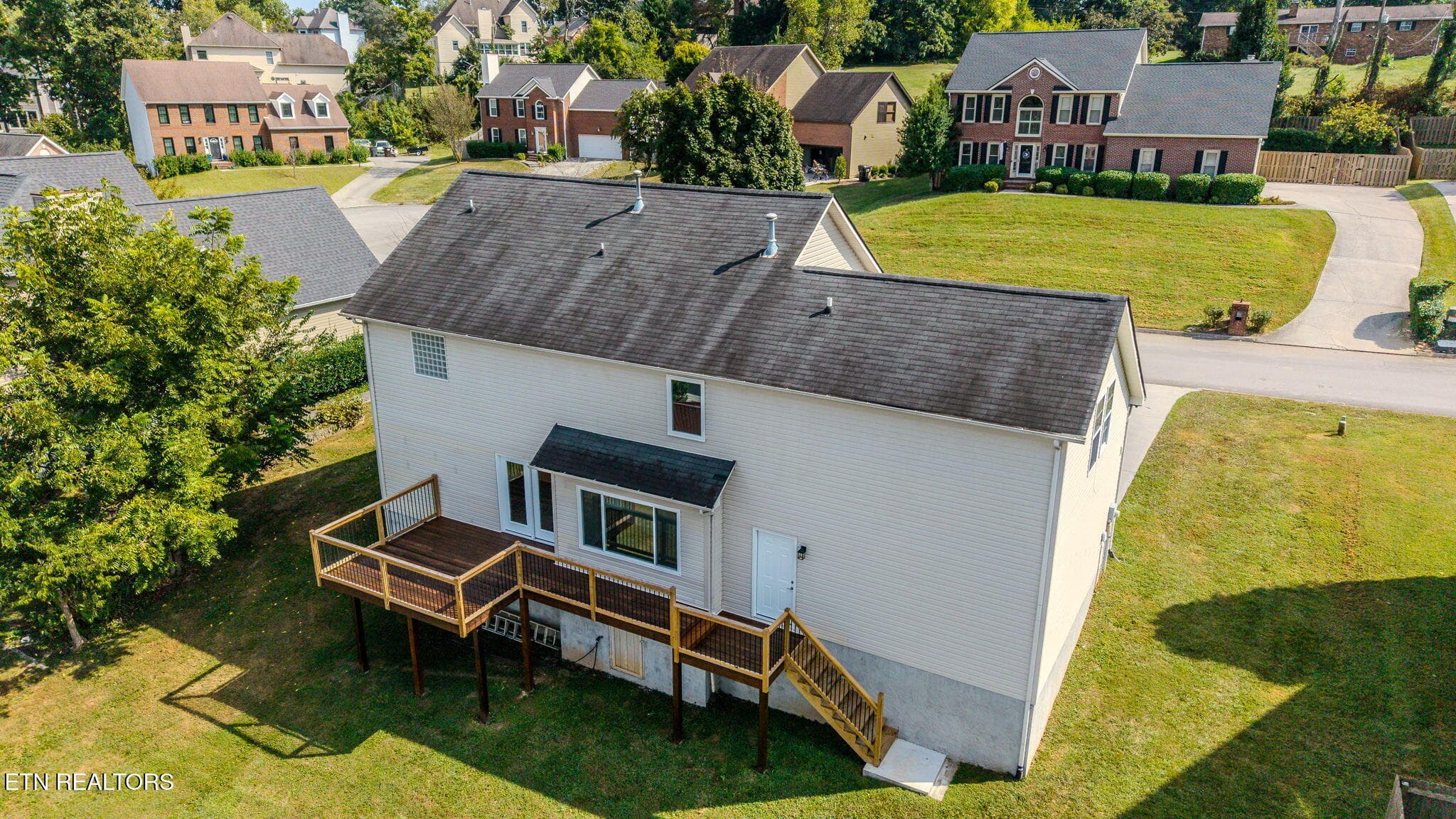 23-web-or-mls-10108-delle-meade-dr - 10108 Delle Meade Drive, Knoxville, TN 37931, Knoxville