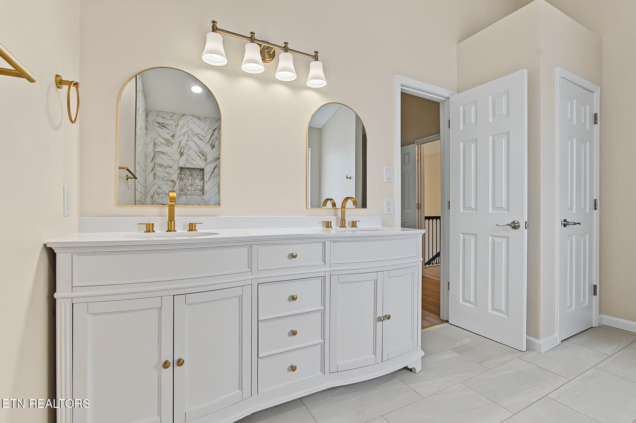 2-web-or-mls-10108-delle-meade-dr - 10108 Delle Meade Drive, Knoxville, TN 37931, Knoxville