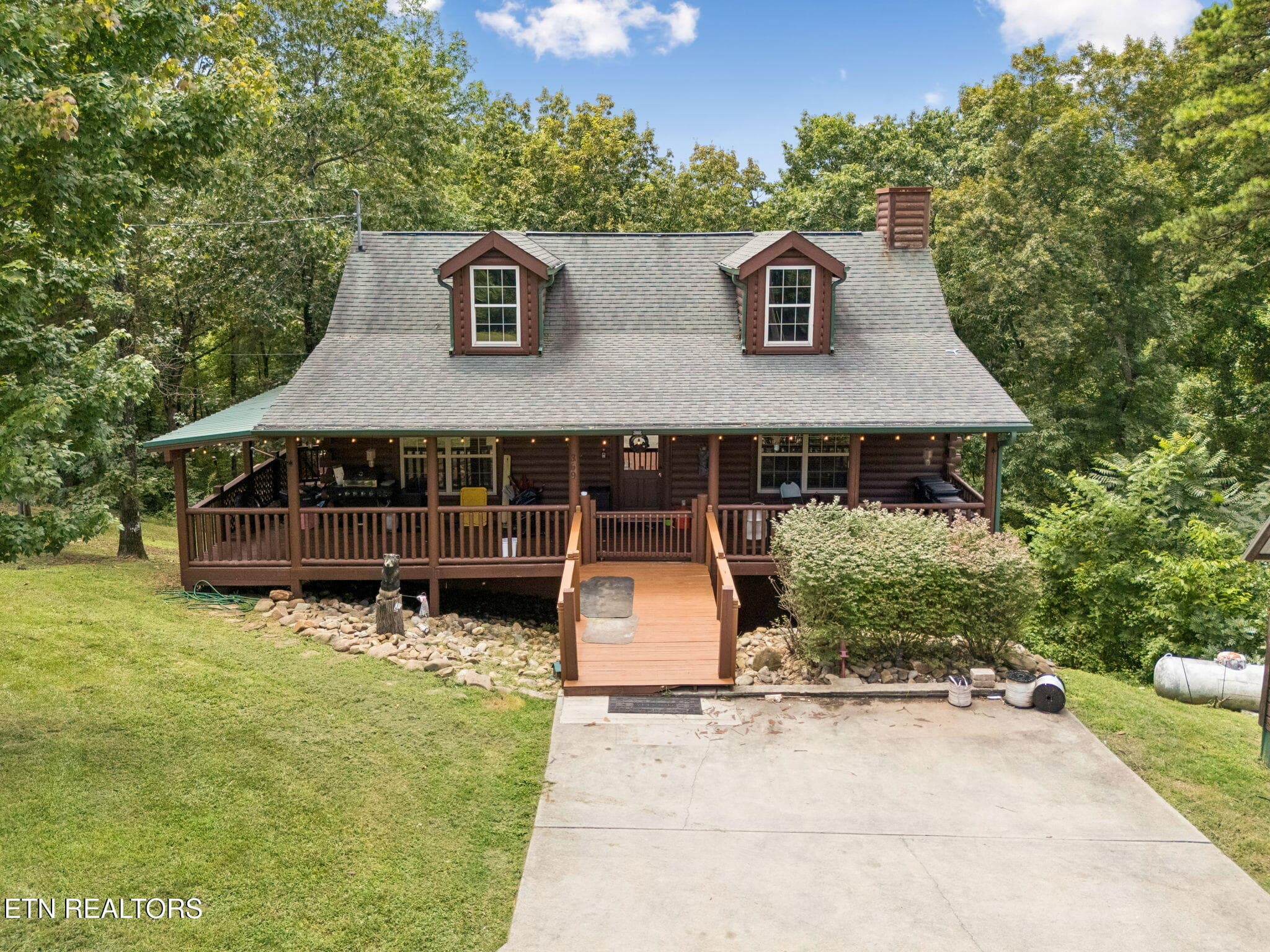 32-369 Oak Lake Dr-032 - 369 Oak Lake Drive, Sevierville, TN 37876, Sevierville