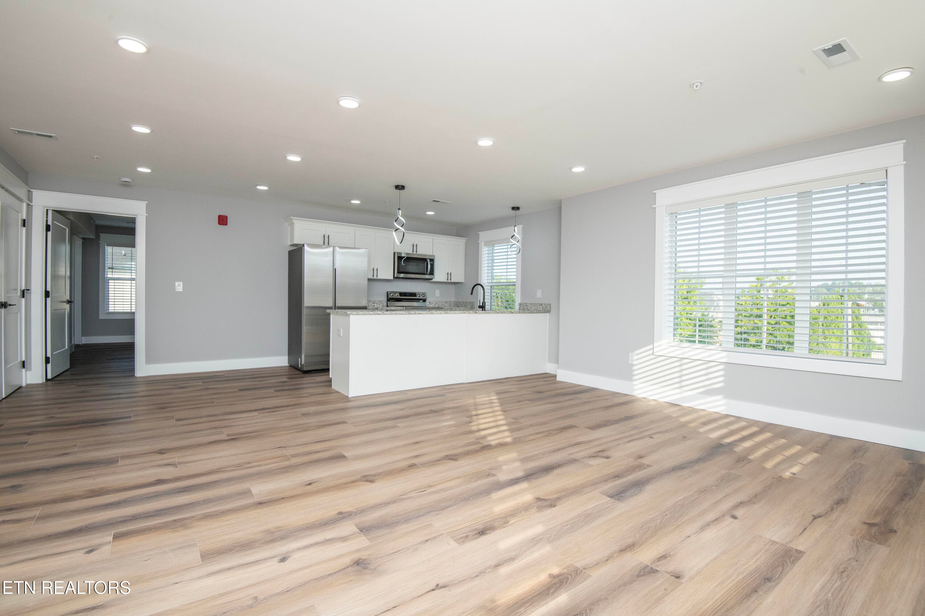 bliving 2 - 1911 Forest Ave 1, Knoxville, TN 37916, Knoxville