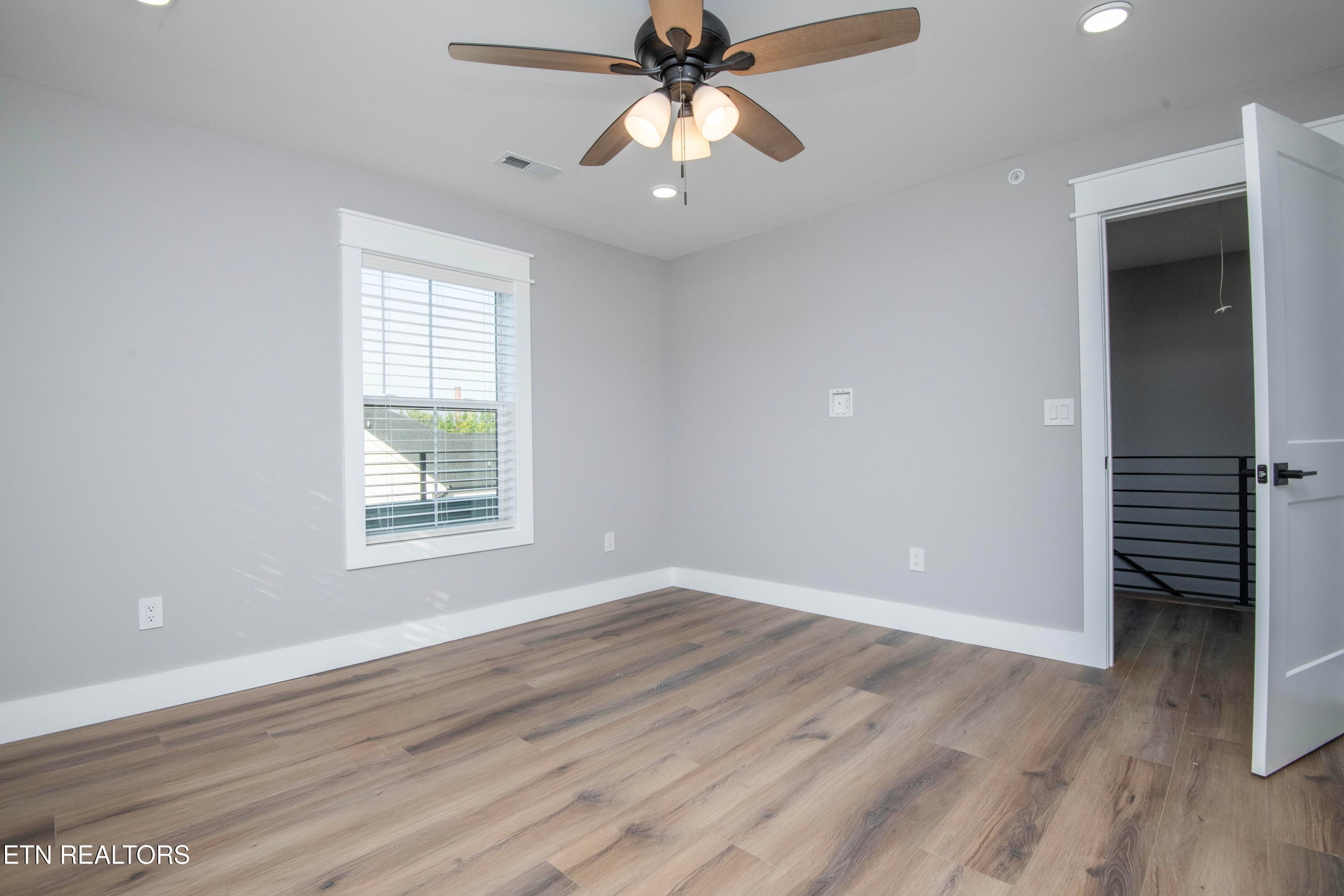 third bed - 1911 Forest Ave 1, Knoxville, TN 37916, Knoxville