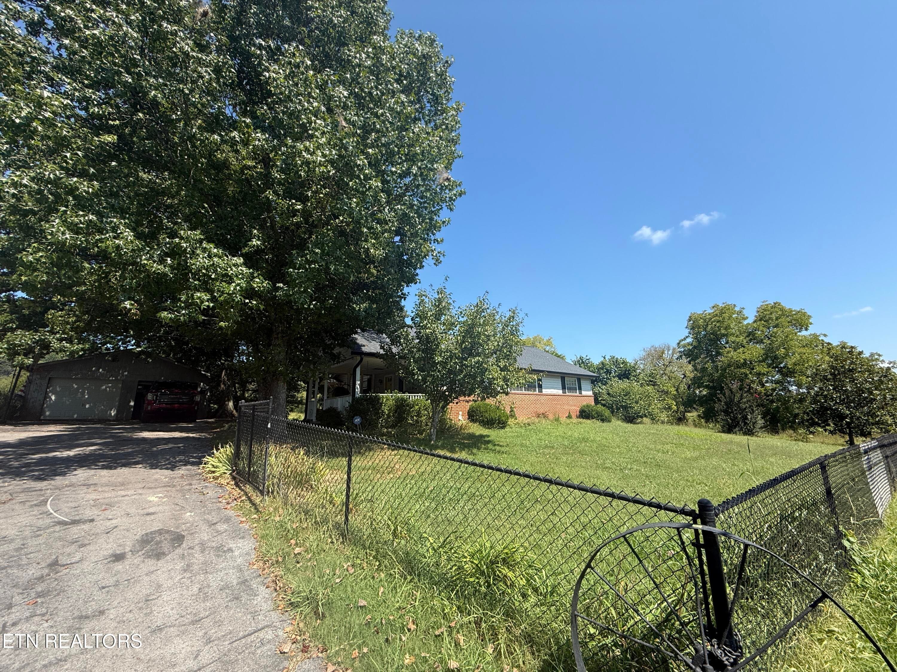 IMG_0857 - 549 Raccoon Valley Rd, Powell, TN 37849, Powell
