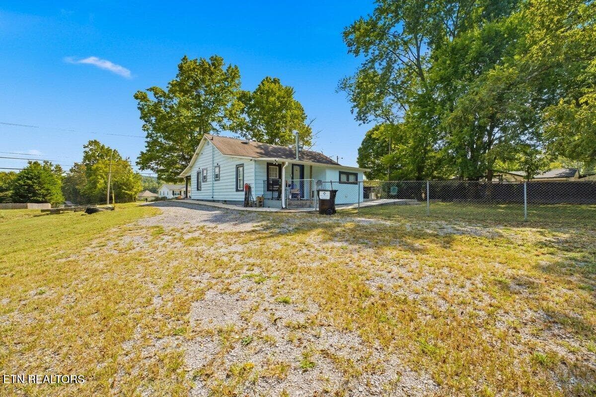 6101 Ball Rd 3 (1) - 6101 Ball Rd, Knoxville, TN 37931, Knoxville