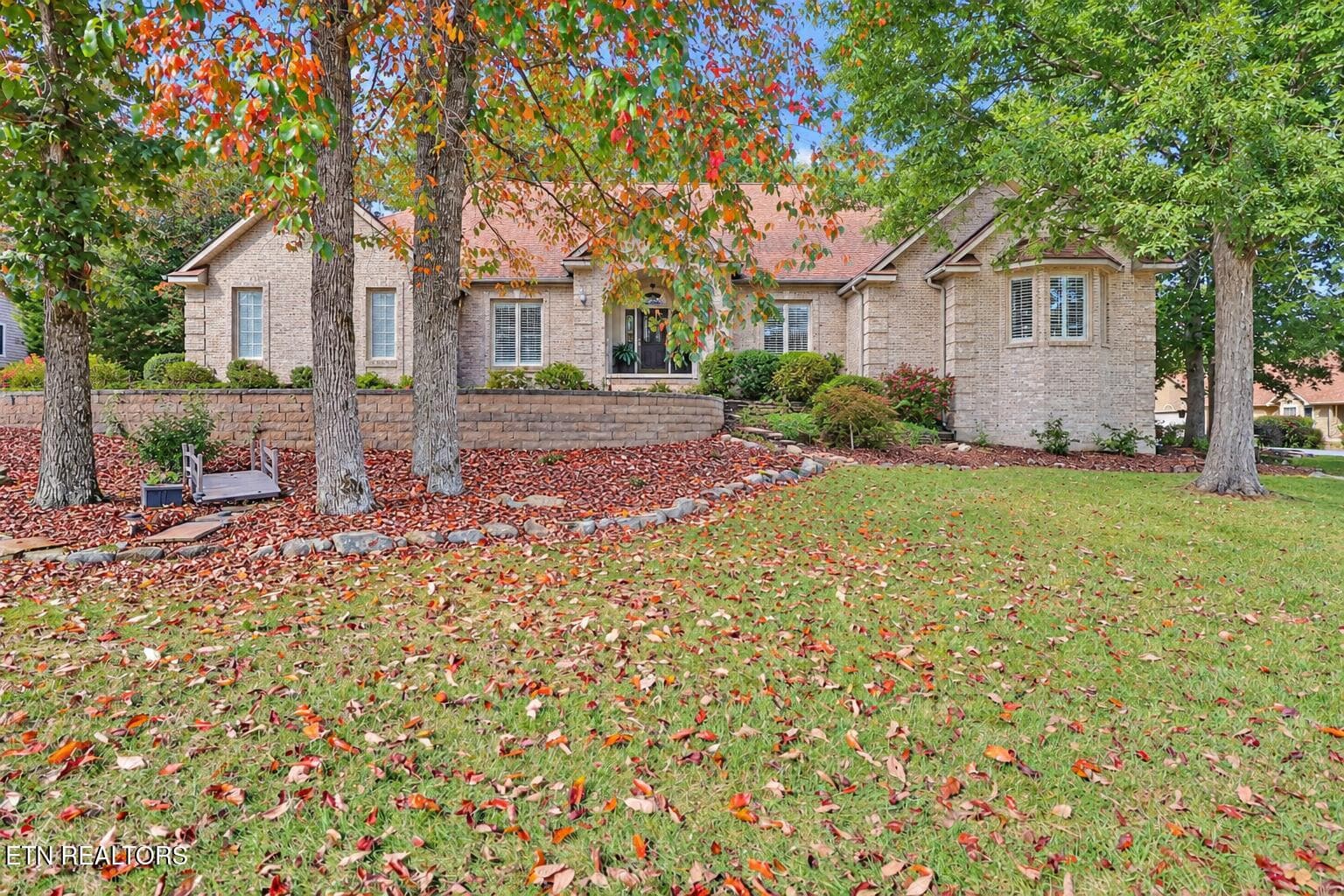 10 Creigmont Court, Crossville, TN 38558