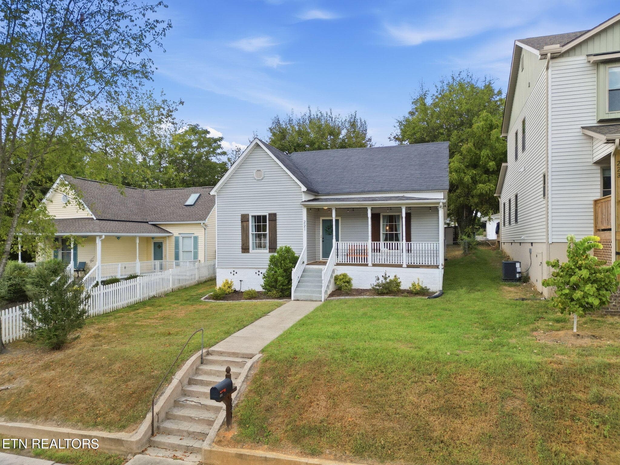 4-web-or-mls-DJI_0681 - 221 E Oldham Ave, Knoxville, TN 37917, Knoxville