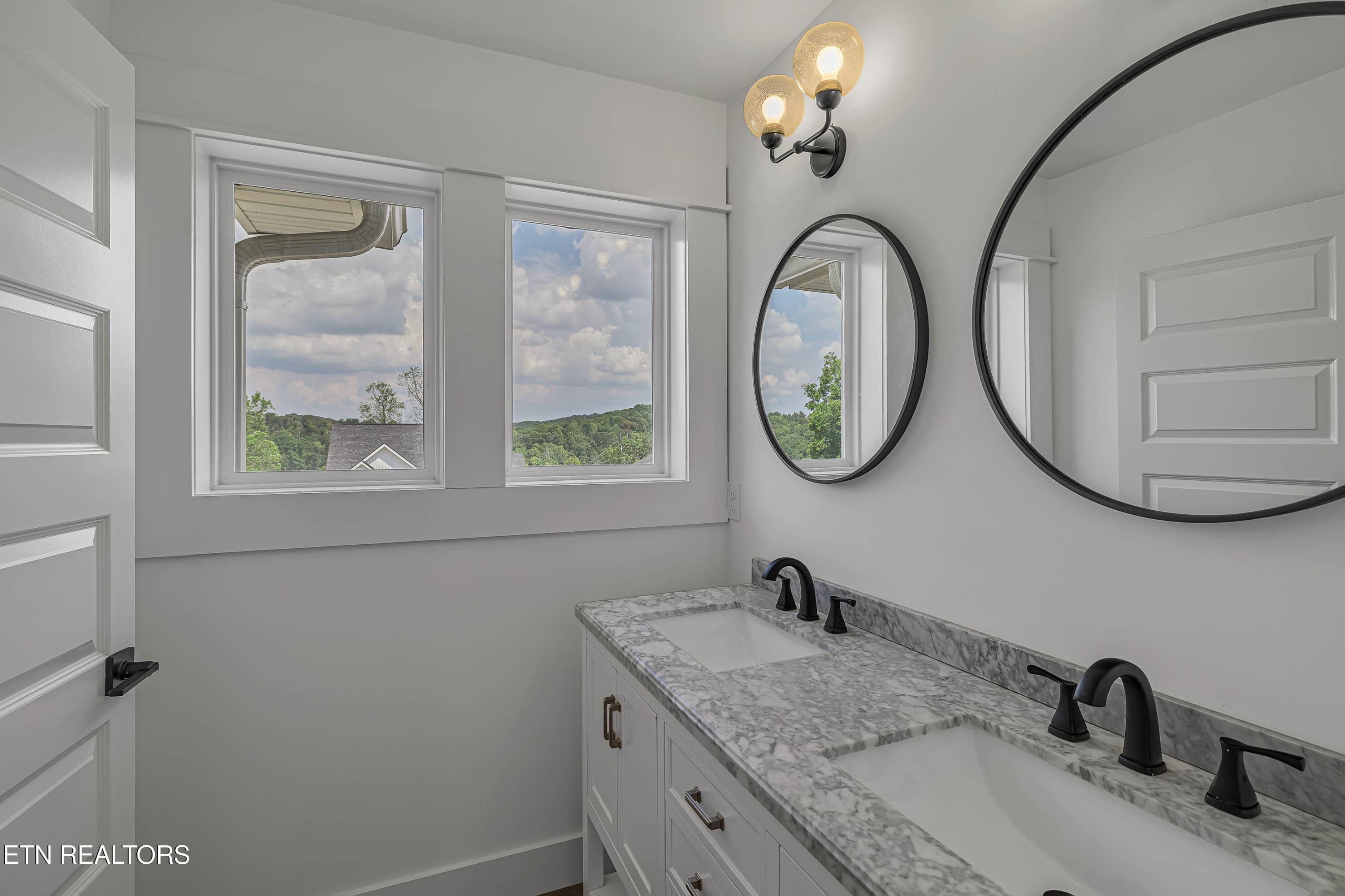 mountain vista-14 - 3963 Mountain Vista Rd, Knoxville, TN 37931, Knoxville