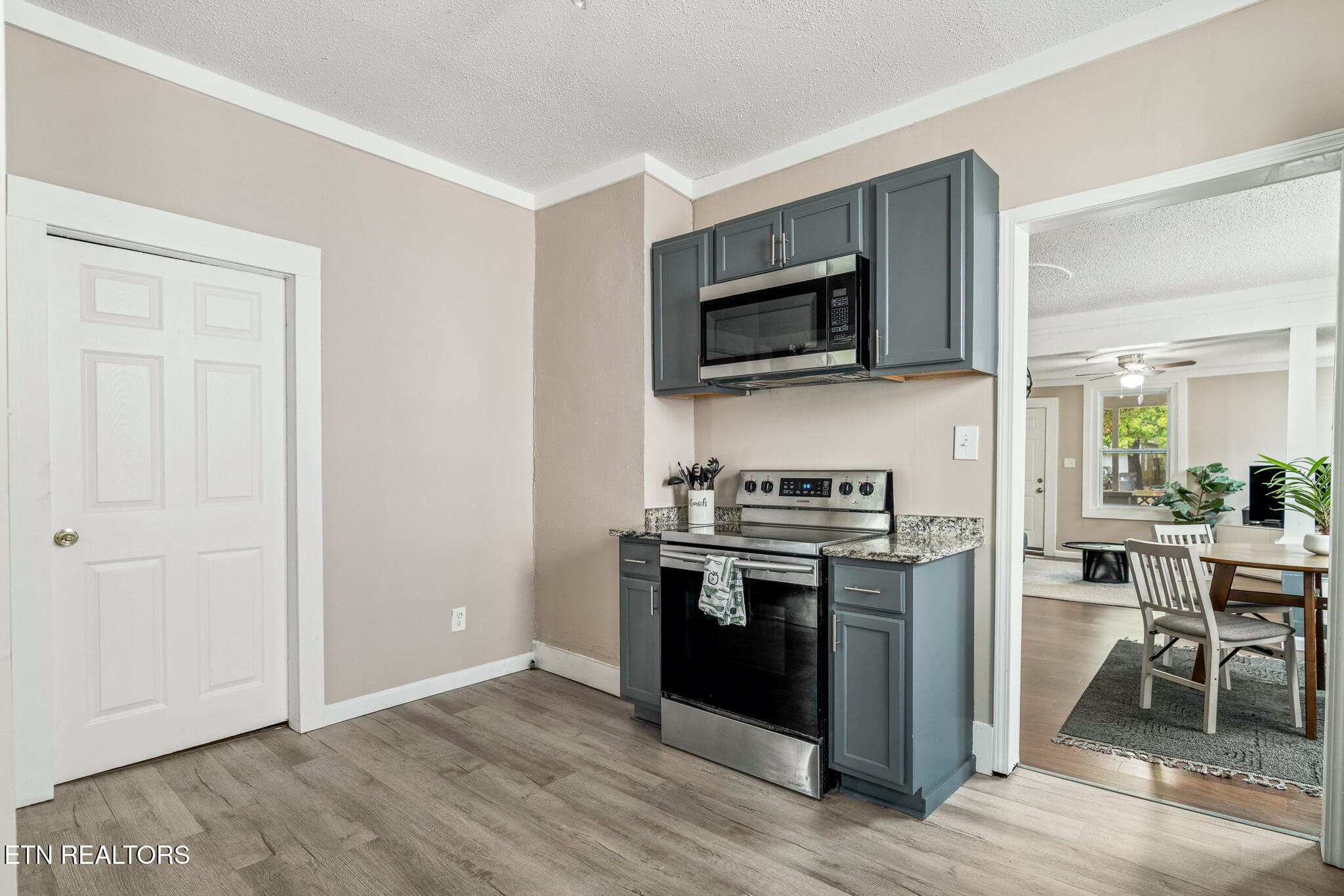 untitled-13 - 2314 Washington Ave, Knoxville, TN 37917, Knoxville