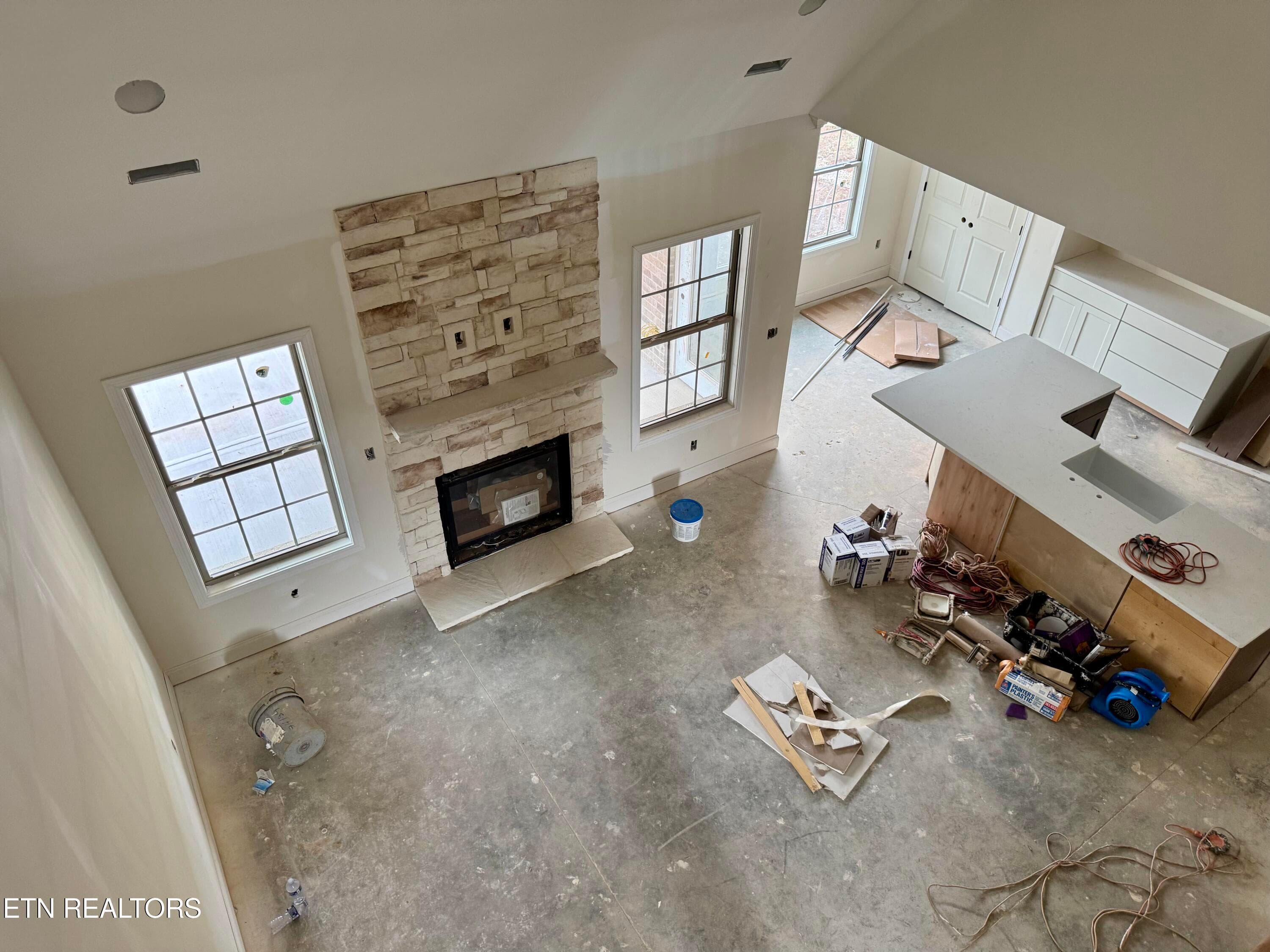 Vaulted Ceiling in Great Room - 8861 Dancing Bear Lane, Knoxville, TN 37923, Knoxville