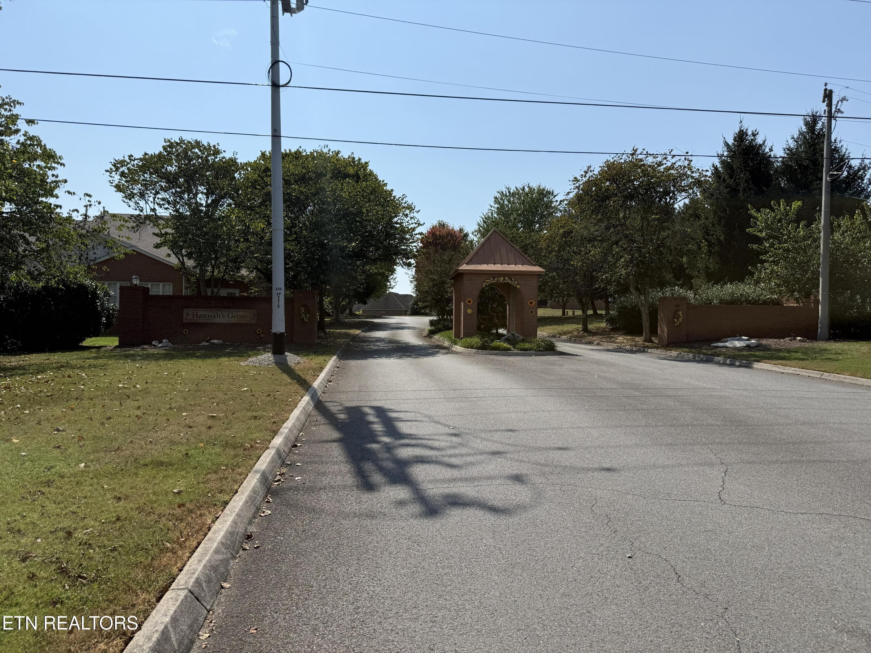 26_beyc6ab07bef07b4a - 7768 Charmwood Way 13, Knoxville, TN 37938, Knoxville