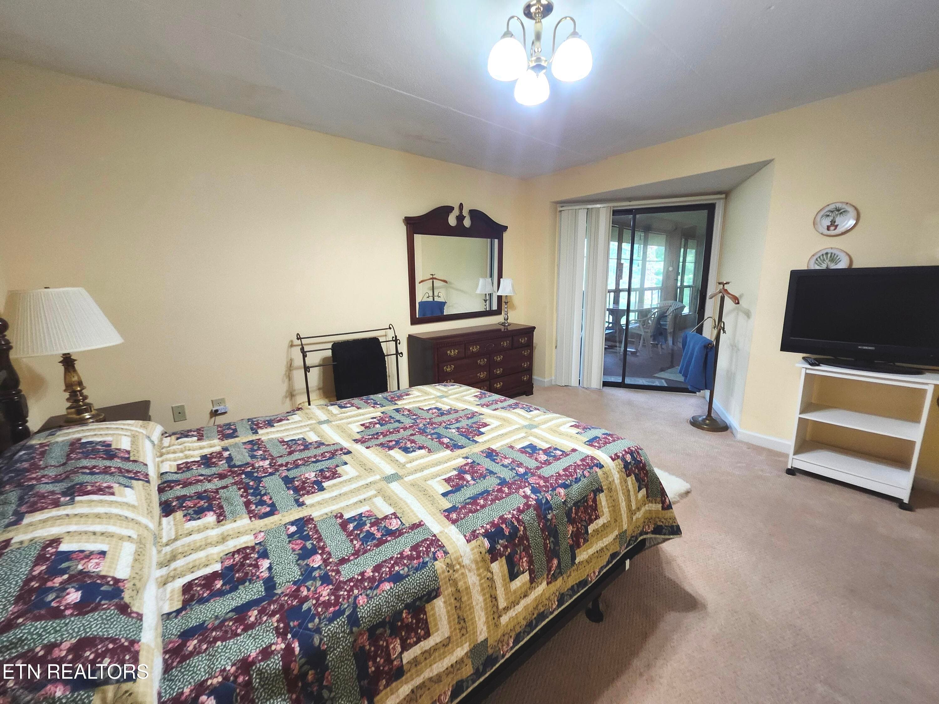 Bedroom Suite - 221 Woodland Rd UNIT 310, Gatlinburg, TN 37738, Gatlinburg