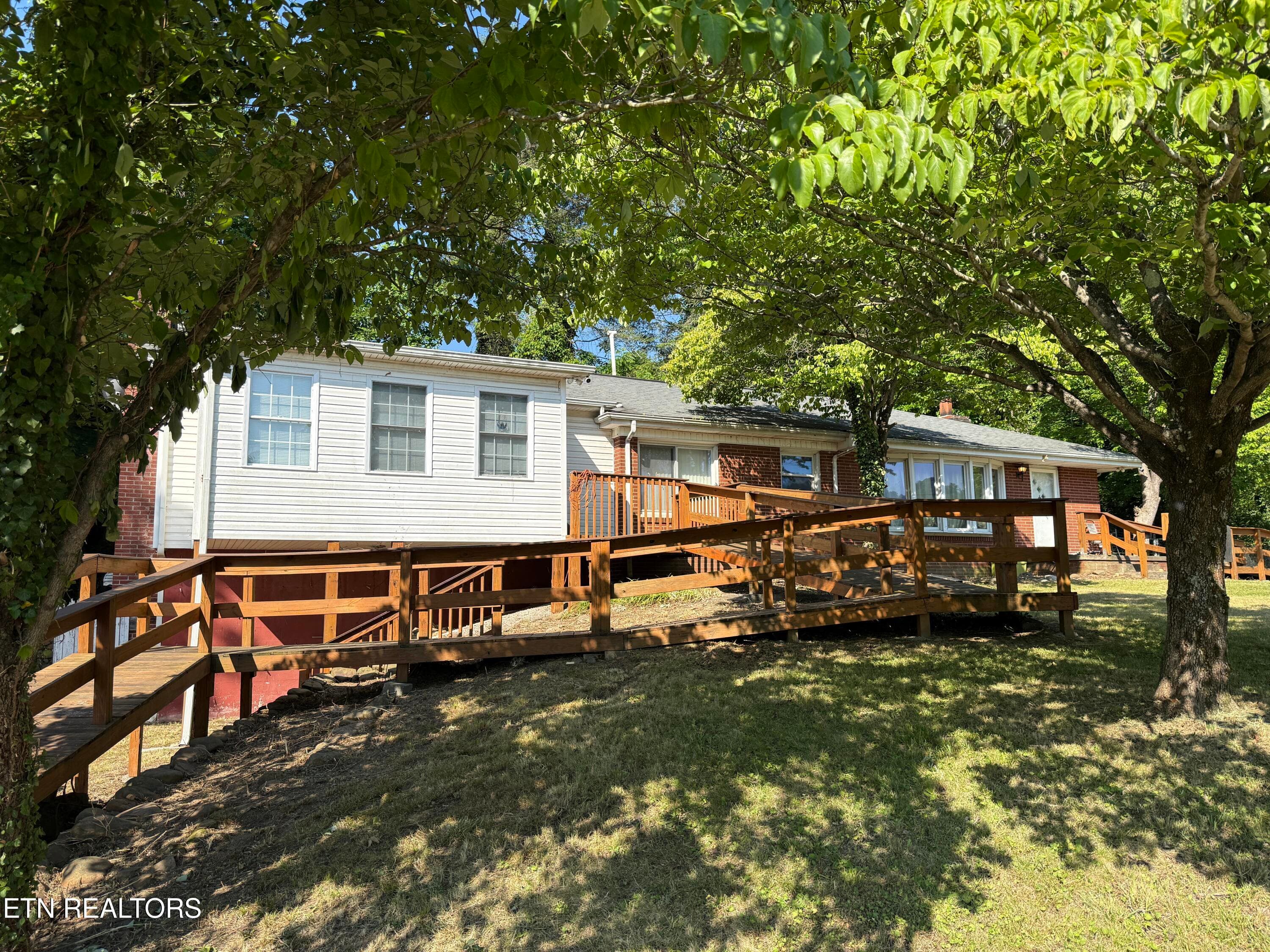 IMG_6945 - 130 Sunshine Drive, Rocky Top, TN 37769, Rocky Top