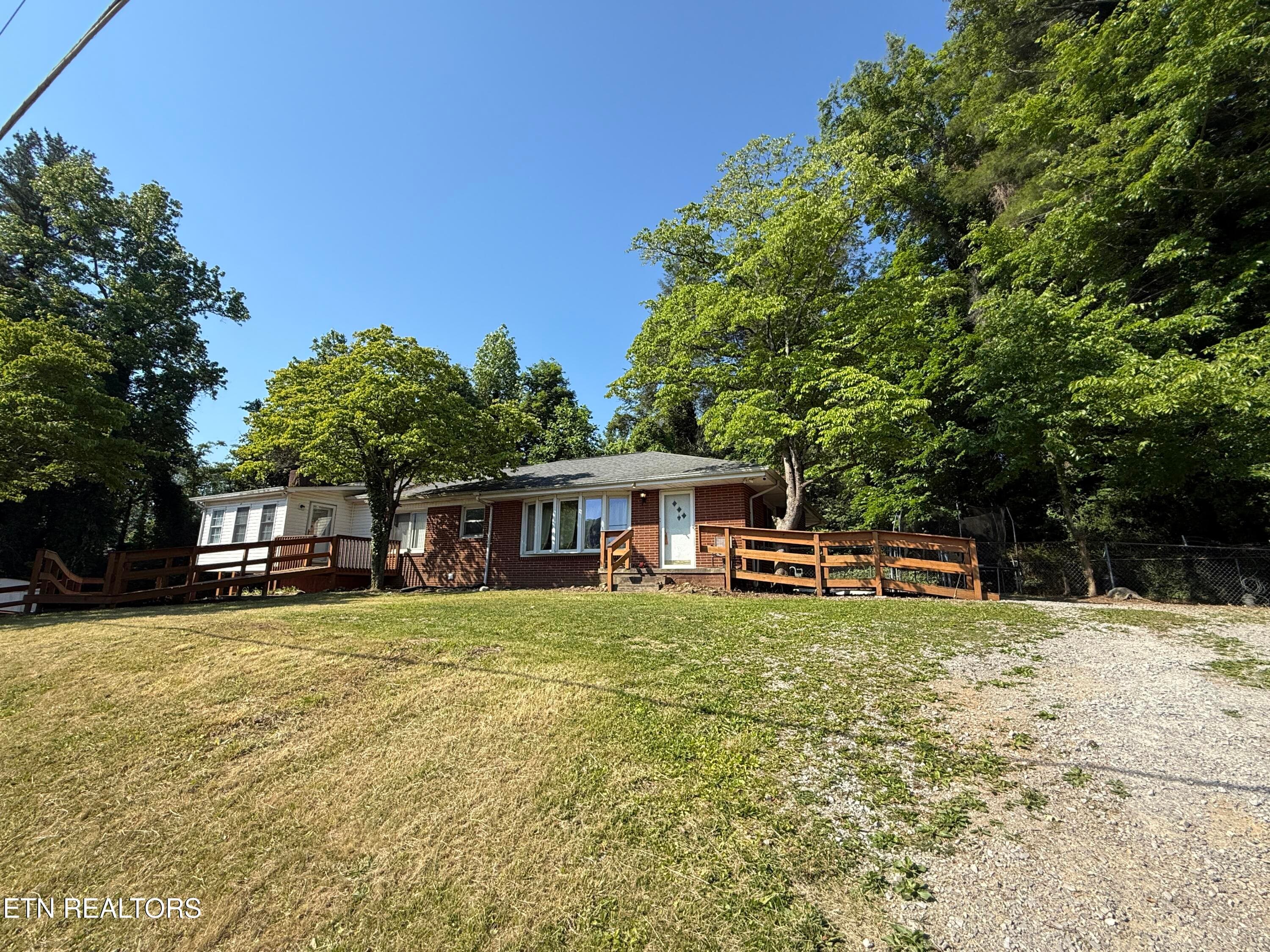 IMG_6961 - 130 Sunshine Drive, Rocky Top, TN 37769, Rocky Top