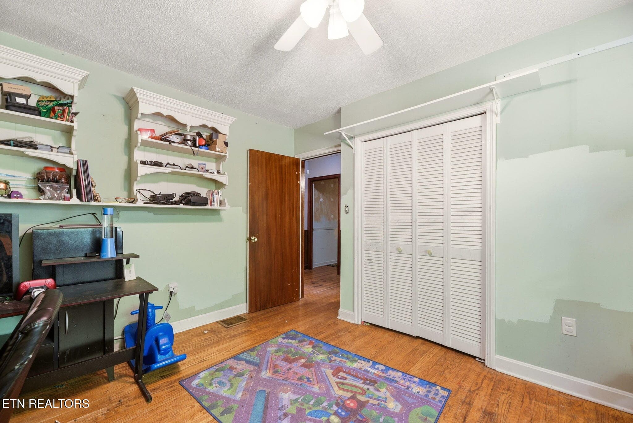 12-web-or-mls-DSC_4869 - 130 Sunshine Drive, Rocky Top, TN 37769, Rocky Top