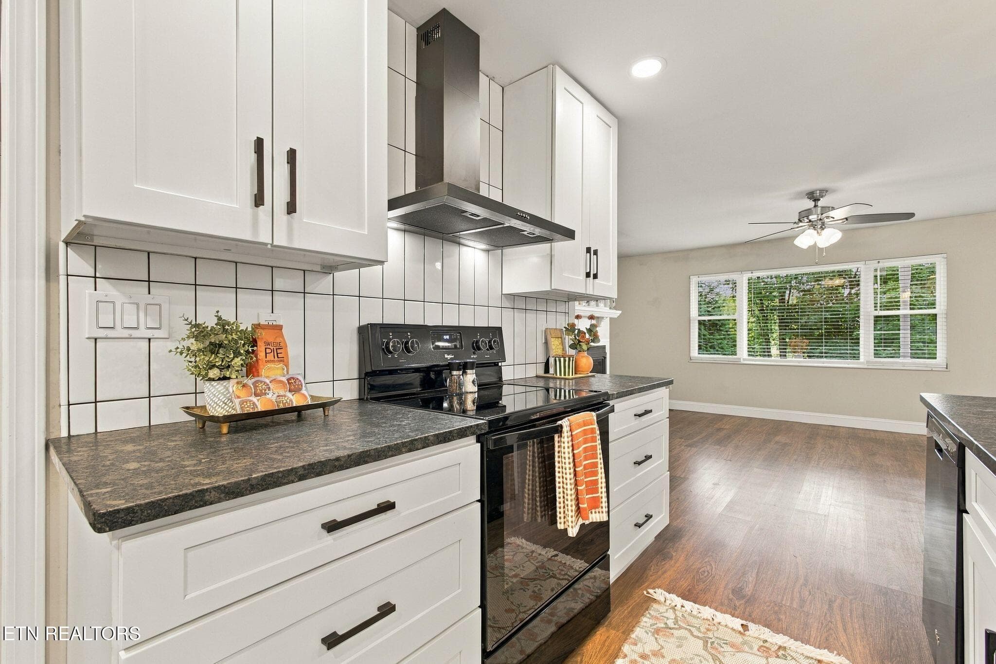wj2609175-1016 - 6130 Grove Drive, Knoxville, TN 37918, Knoxville