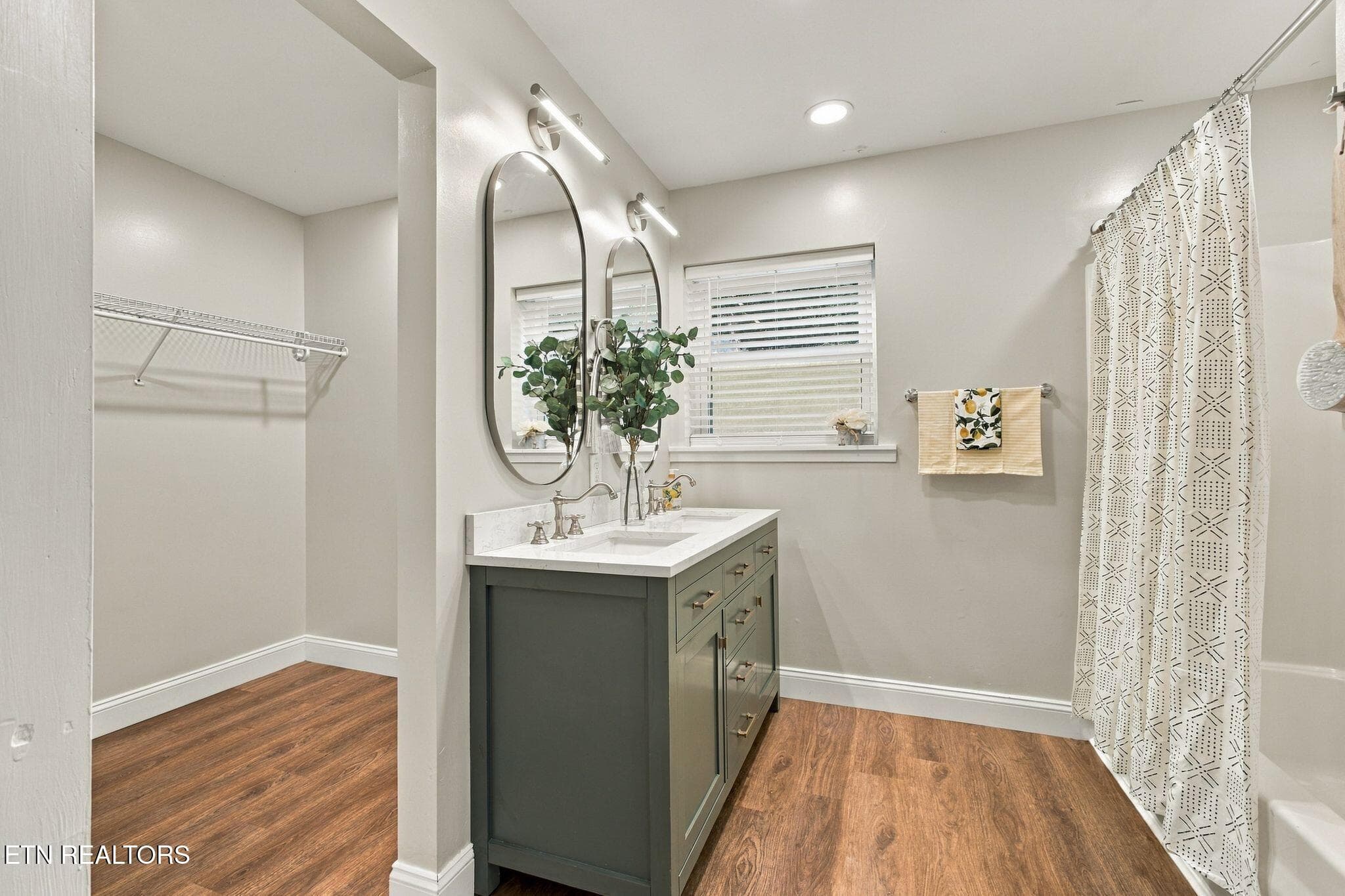 wj2609175-1028 - 6130 Grove Drive, Knoxville, TN 37918, Knoxville
