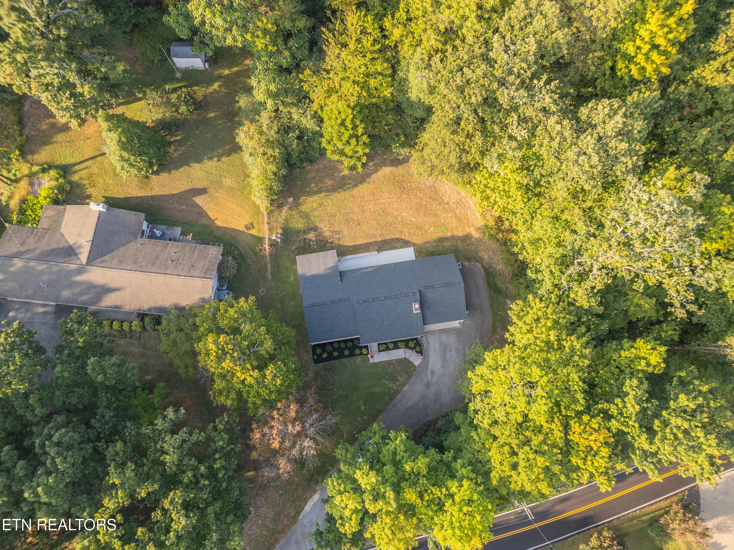 2000-5 - 6130 Grove Drive, Knoxville, TN 37918, Knoxville