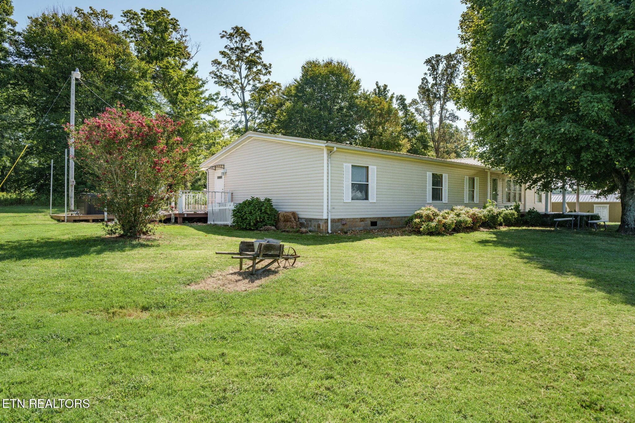 8-web-or-mls-5059 Old Kentucky Rd_043_TN - 5059 Old Ky Rd, Byrdstown, TN 38549, Byrdstown