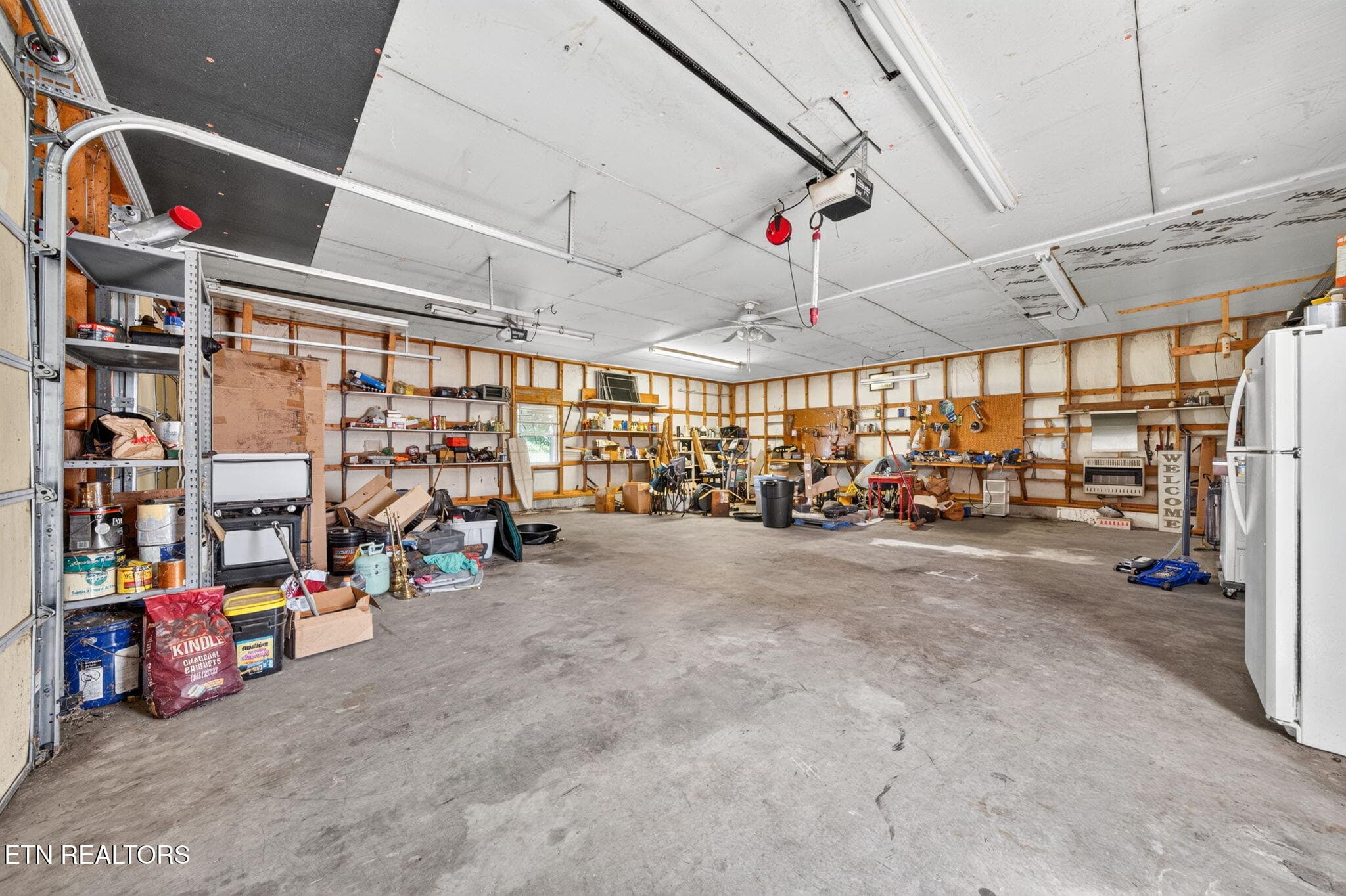 49-web-or-mls-5059 Old Kentucky Rd_237_T - 5059 Old Ky Rd, Byrdstown, TN 38549, Byrdstown