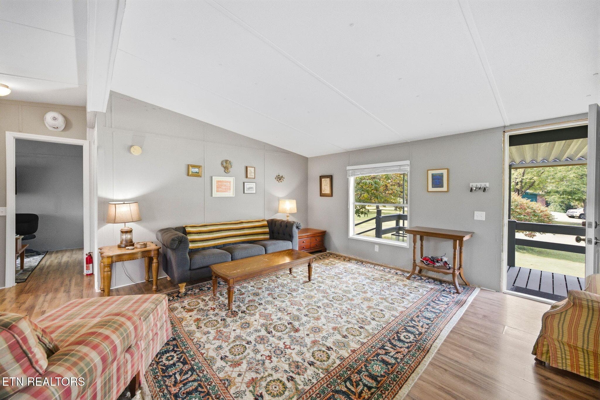 8-web-or-mls-841-Knight-Rd-Knoxville-TN- - 841 Knight Rd, Knoxville, TN 37920