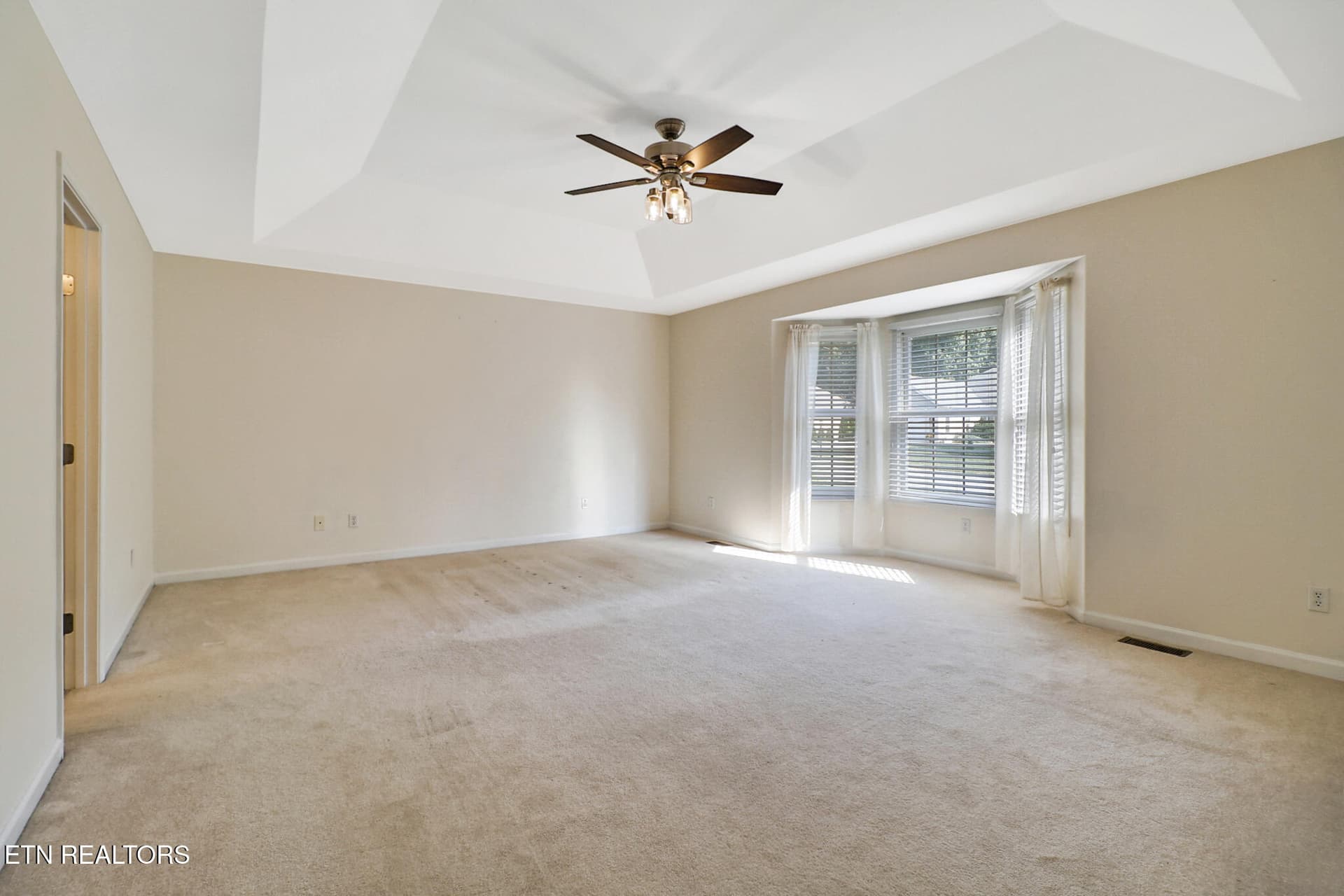 Master bedroom - 151 Northridge Drive, Crossville, TN 38558