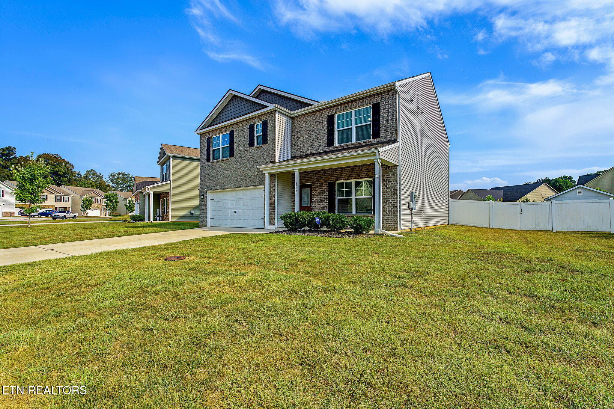17-web-or-mls-4777-willow-bluff-cir - 4777 Willow Bluff Circle, Knoxville, TN 37914, Knoxville