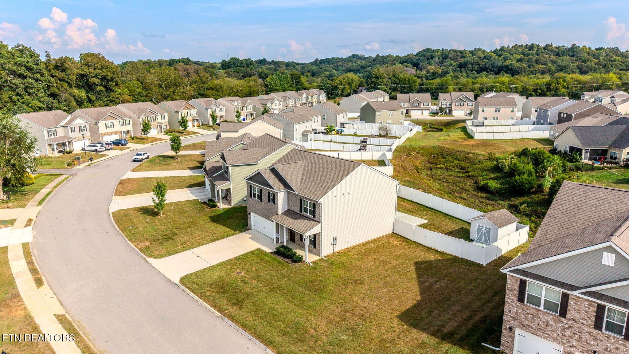 20-web-or-mls-4777-willow-bluff-cir - 4777 Willow Bluff Circle, Knoxville, TN 37914, Knoxville