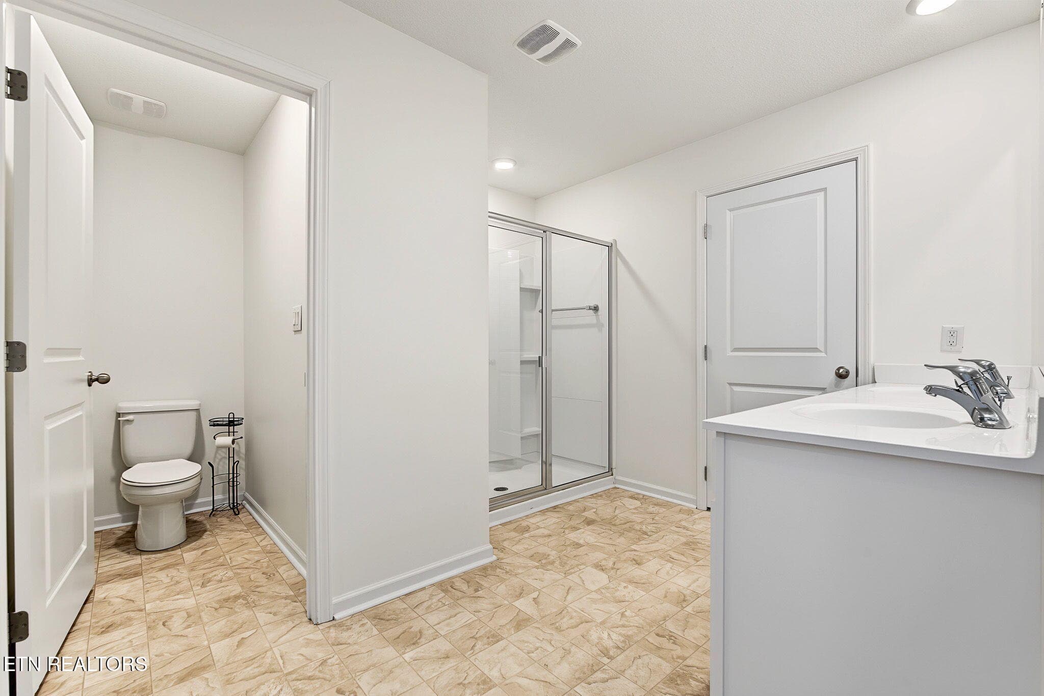 39-web-or-mls-4777-willow-bluff-cir - 4777 Willow Bluff Circle, Knoxville, TN 37914, Knoxville
