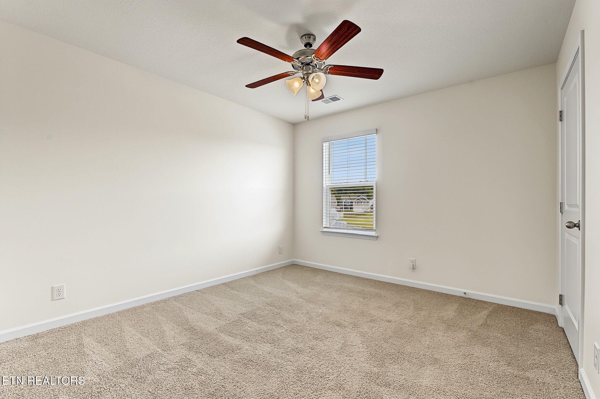 3-web-or-mls-4777-willow-bluff-cir - 4777 Willow Bluff Circle, Knoxville, TN 37914, Knoxville