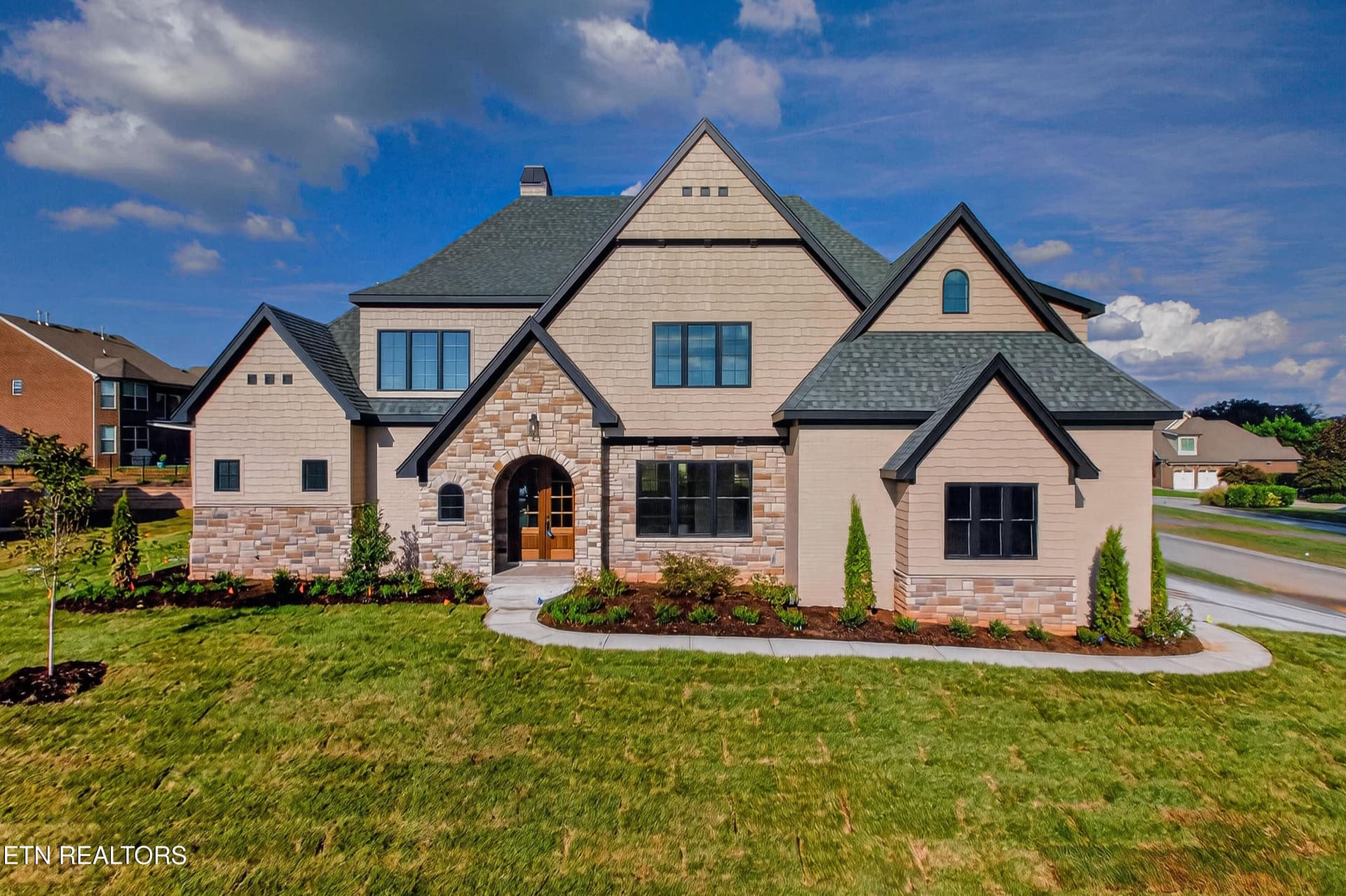 12265 Fredericksburg Blvd, Knoxville, TN 37922