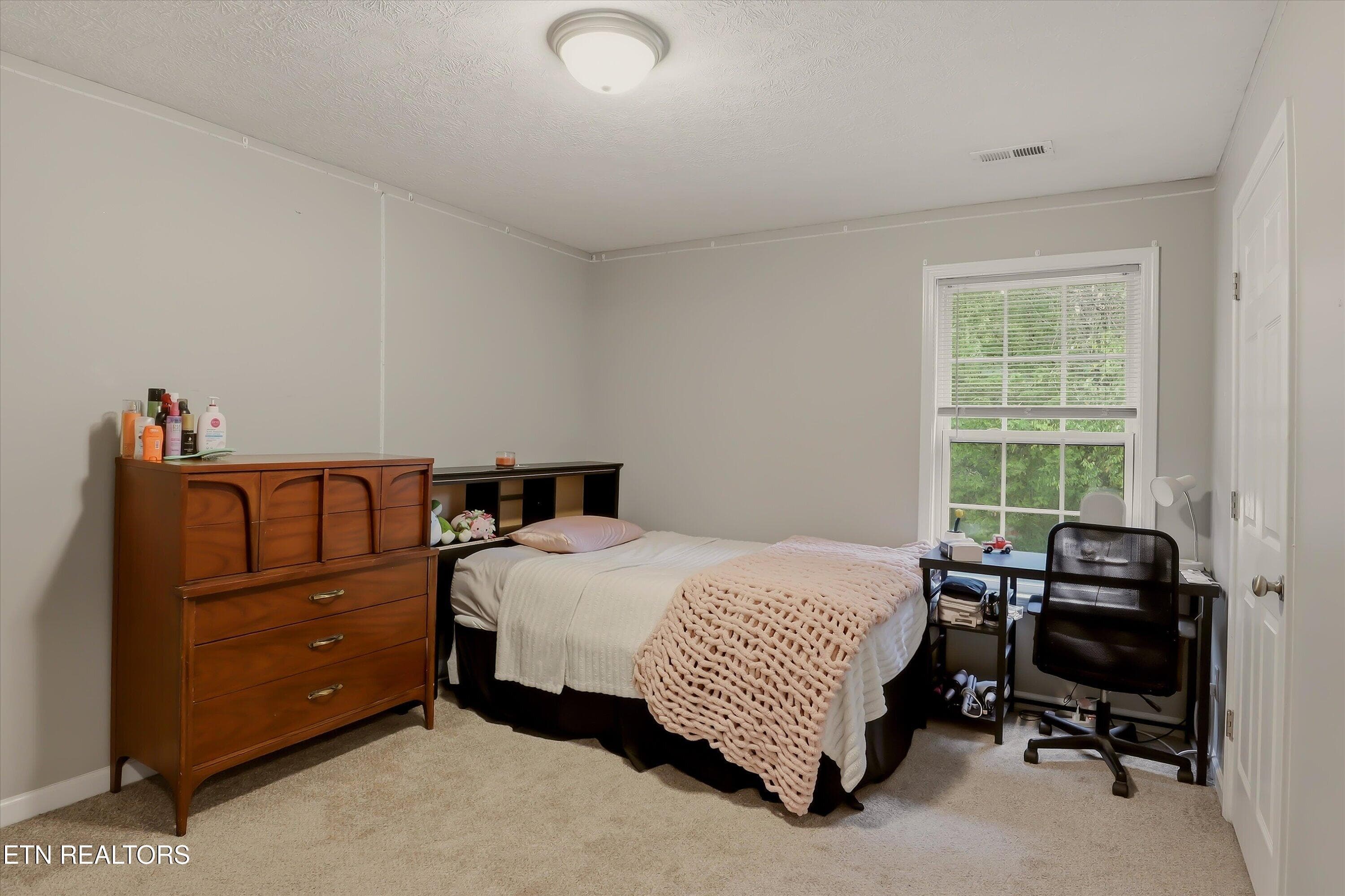 20-FINAL-18 - 617 Kimberlin Heights Rd, Knoxville, TN 37920, Knoxville
