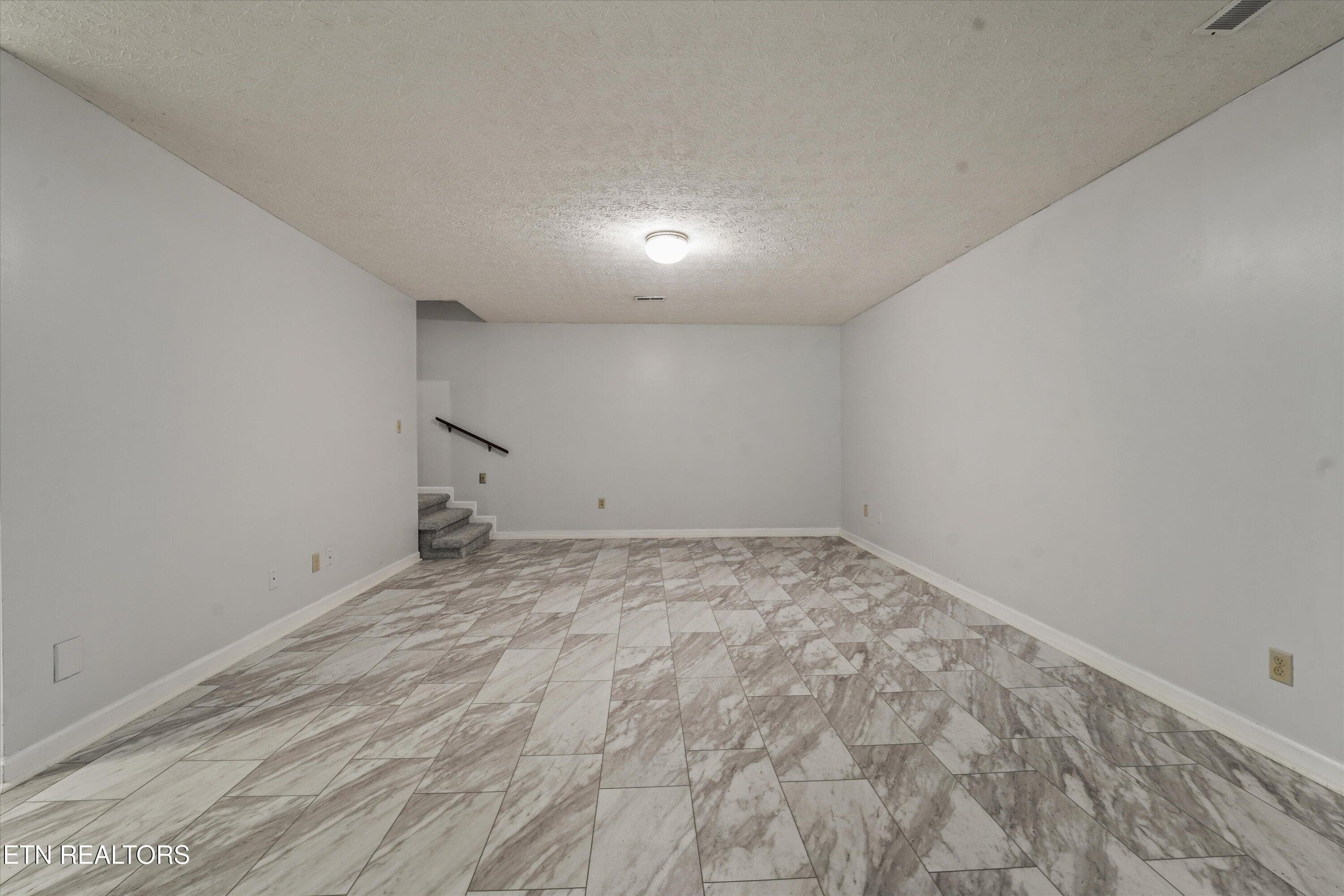 27-712 Kimbee Rd 17 - 712 Kimbee Rd, Knoxville, TN 37923
