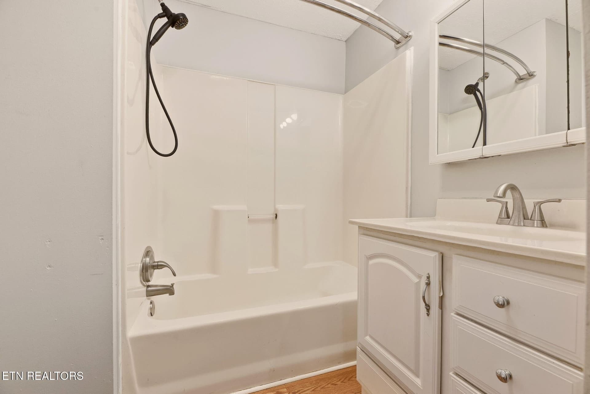 15-web-or-mls-Vrtn1313 (14) - 1313 Burton Rd, Knoxville, TN 37919