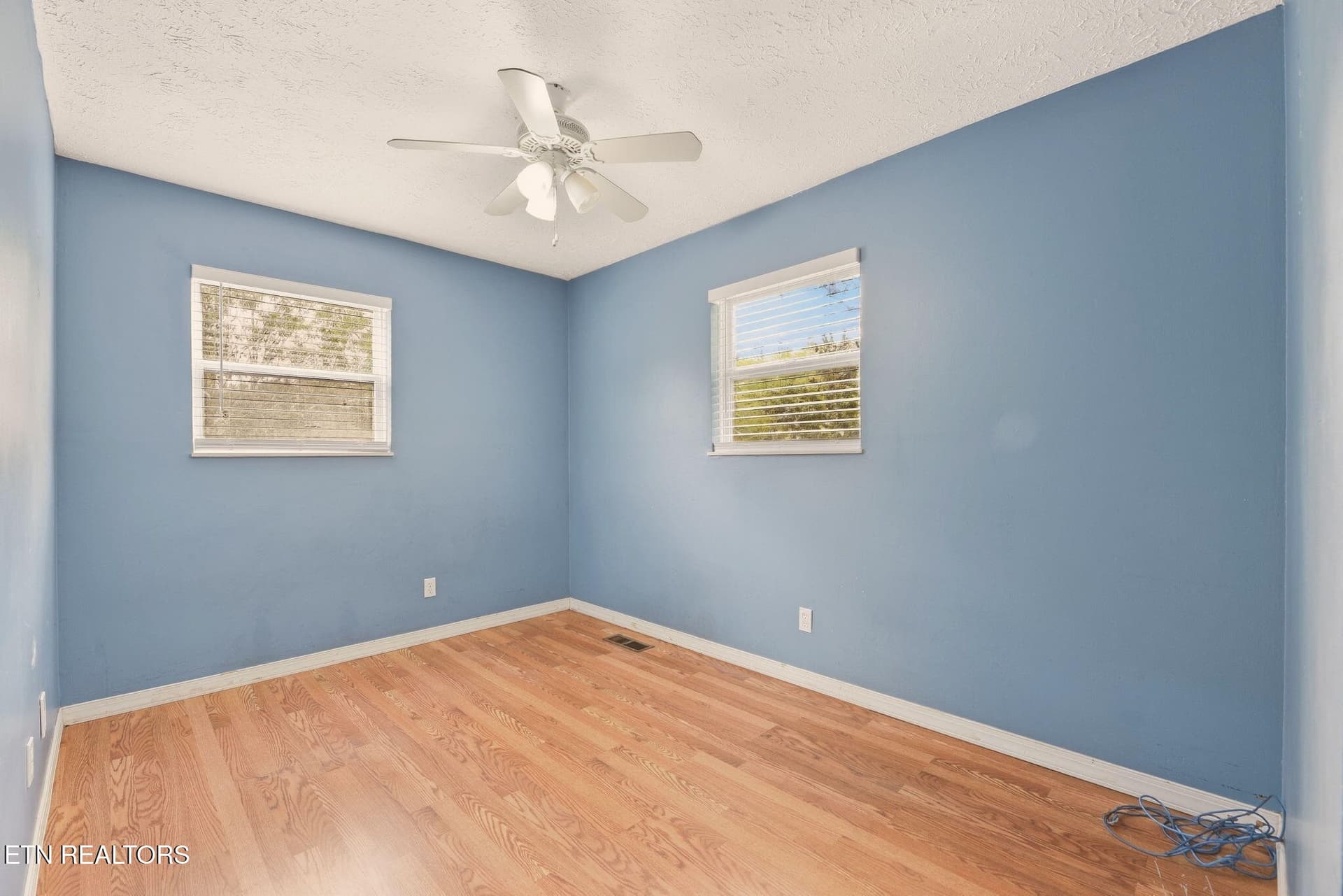 19-web-or-mls-Vrtn1313 (18) - 1313 Burton Rd, Knoxville, TN 37919