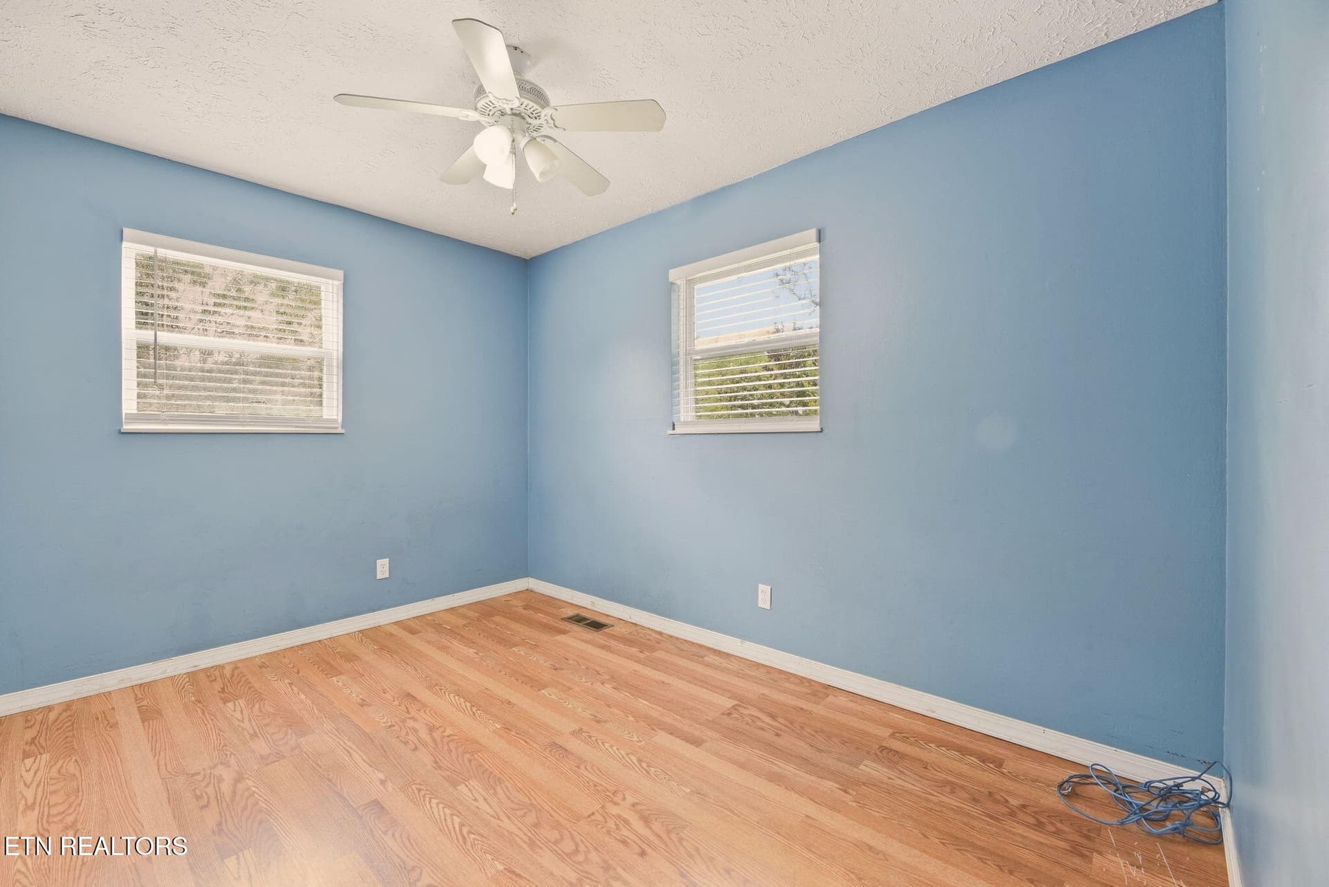 20-web-or-mls-Vrtn1313 (19) - 1313 Burton Rd, Knoxville, TN 37919