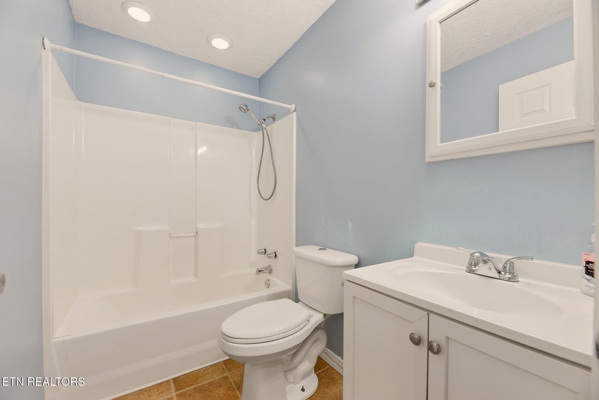 22-web-or-mls-Vrtn1313 (21) - 1313 Burton Rd, Knoxville, TN 37919