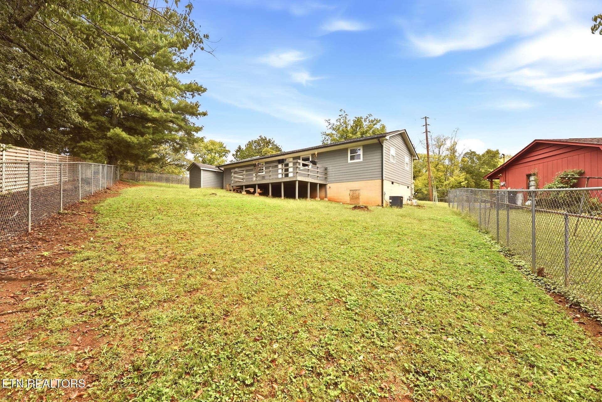 29-web-or-mls-Vrtn1313 (28) - 1313 Burton Rd, Knoxville, TN 37919