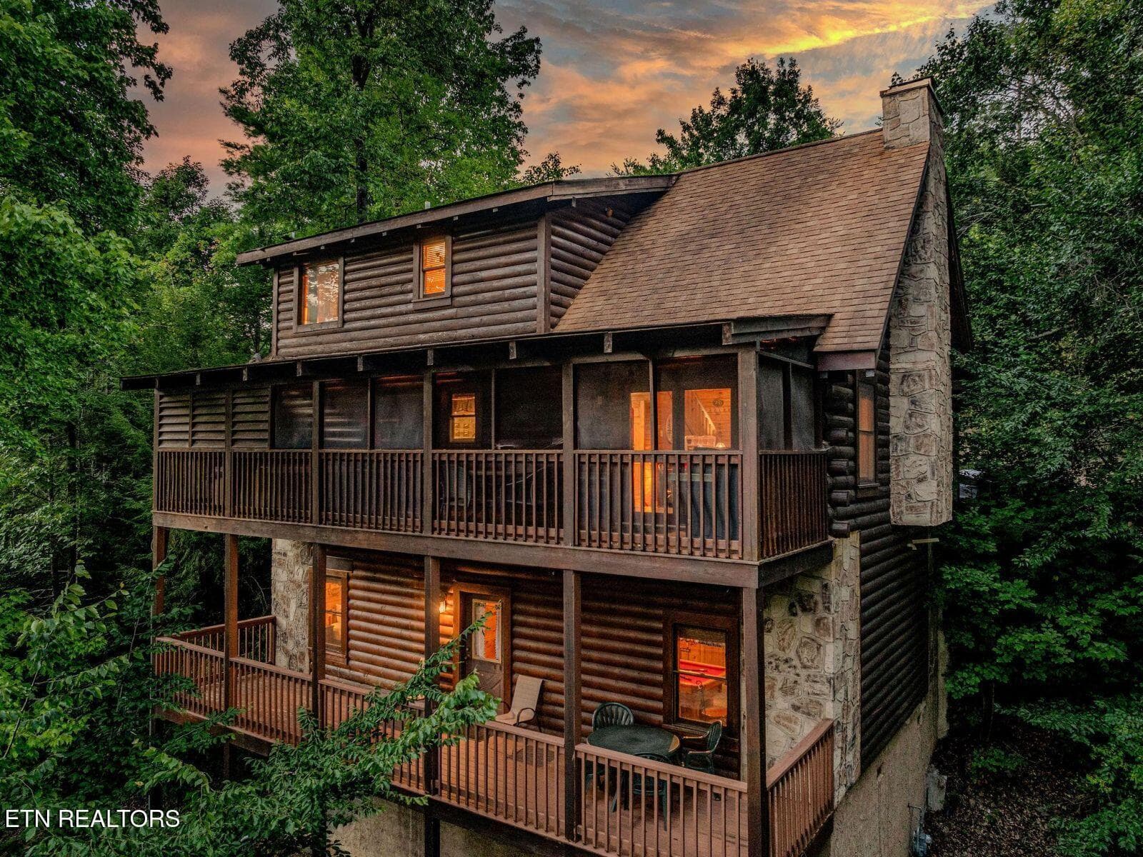 711 Black Hawk Way 252, Pigeon Forge, TN 37863