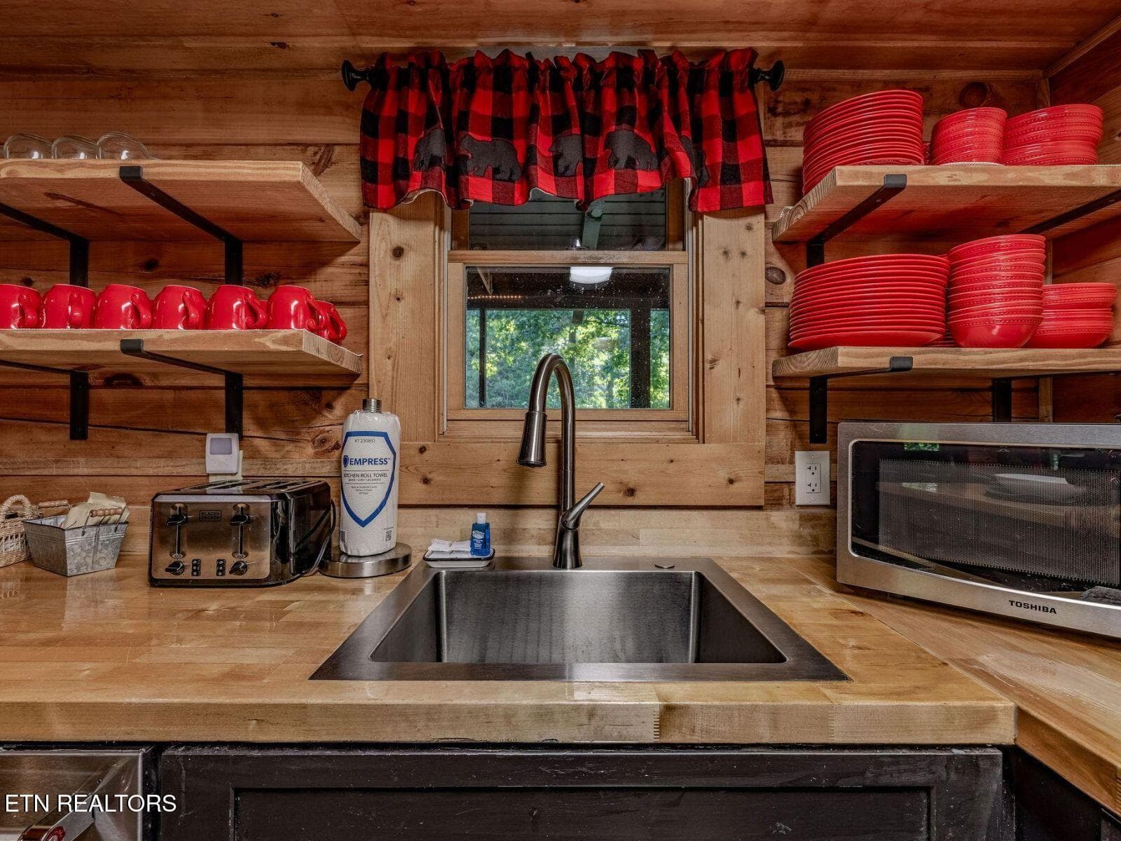 9 - 711 Black Hawk Way 252, Pigeon Forge, TN 37863, Pigeon Forge