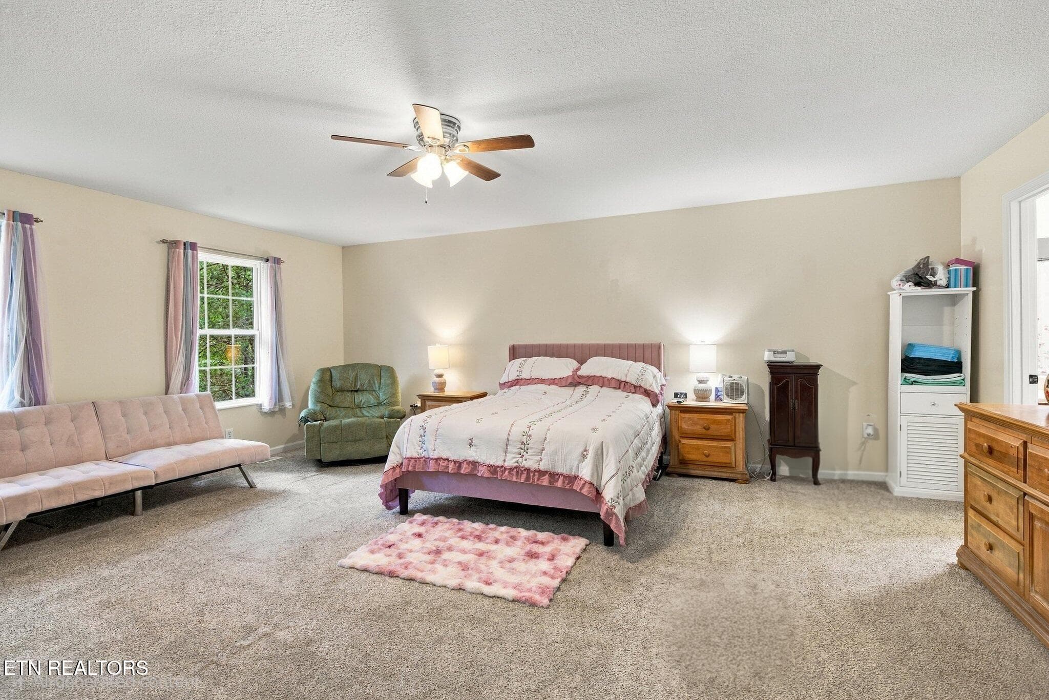Main Bedroom - 3210 Topside Rd, Knoxville, TN 37920, Knoxville