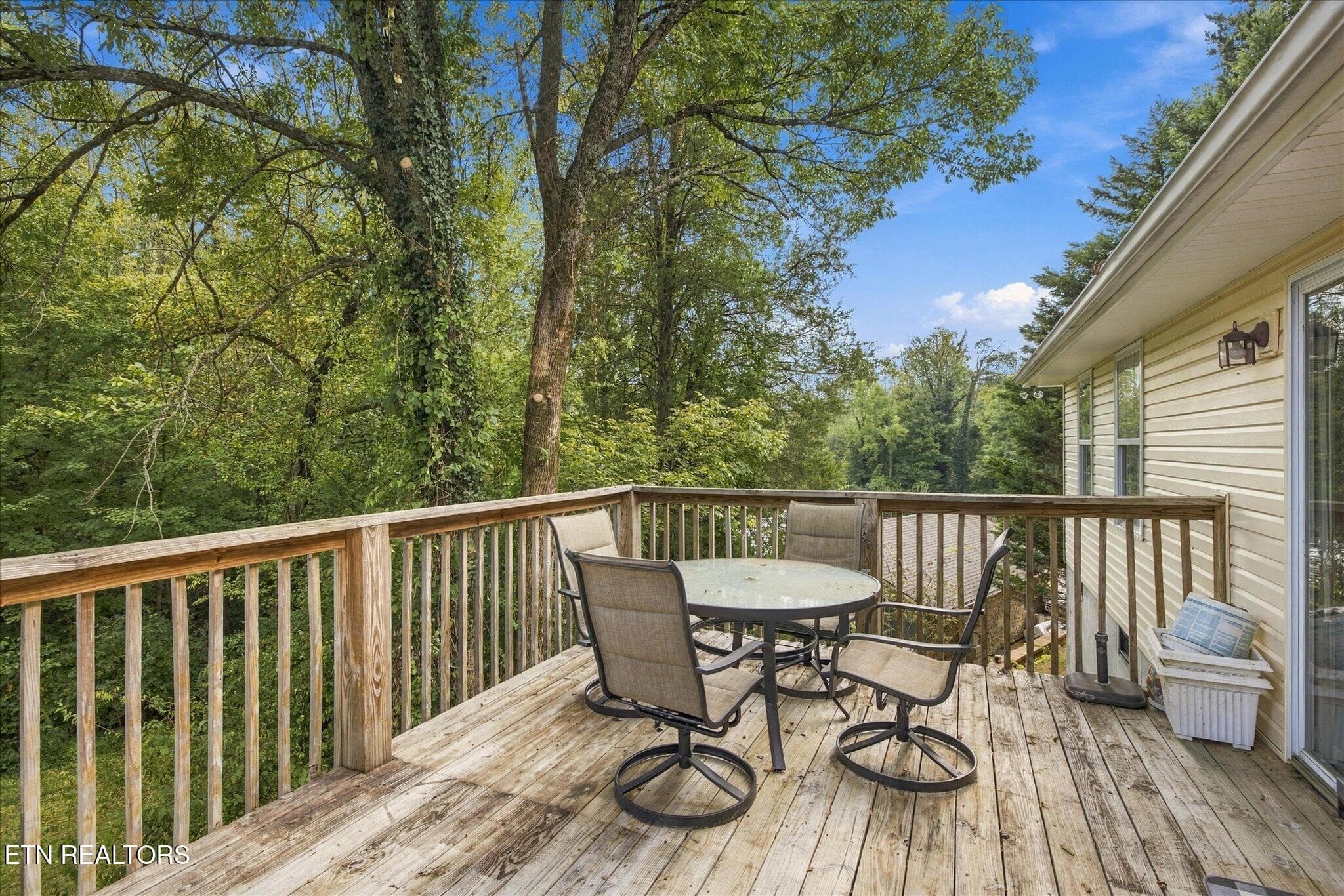 Grilling Porch with Gas - 3210 Topside Rd, Knoxville, TN 37920, Knoxville