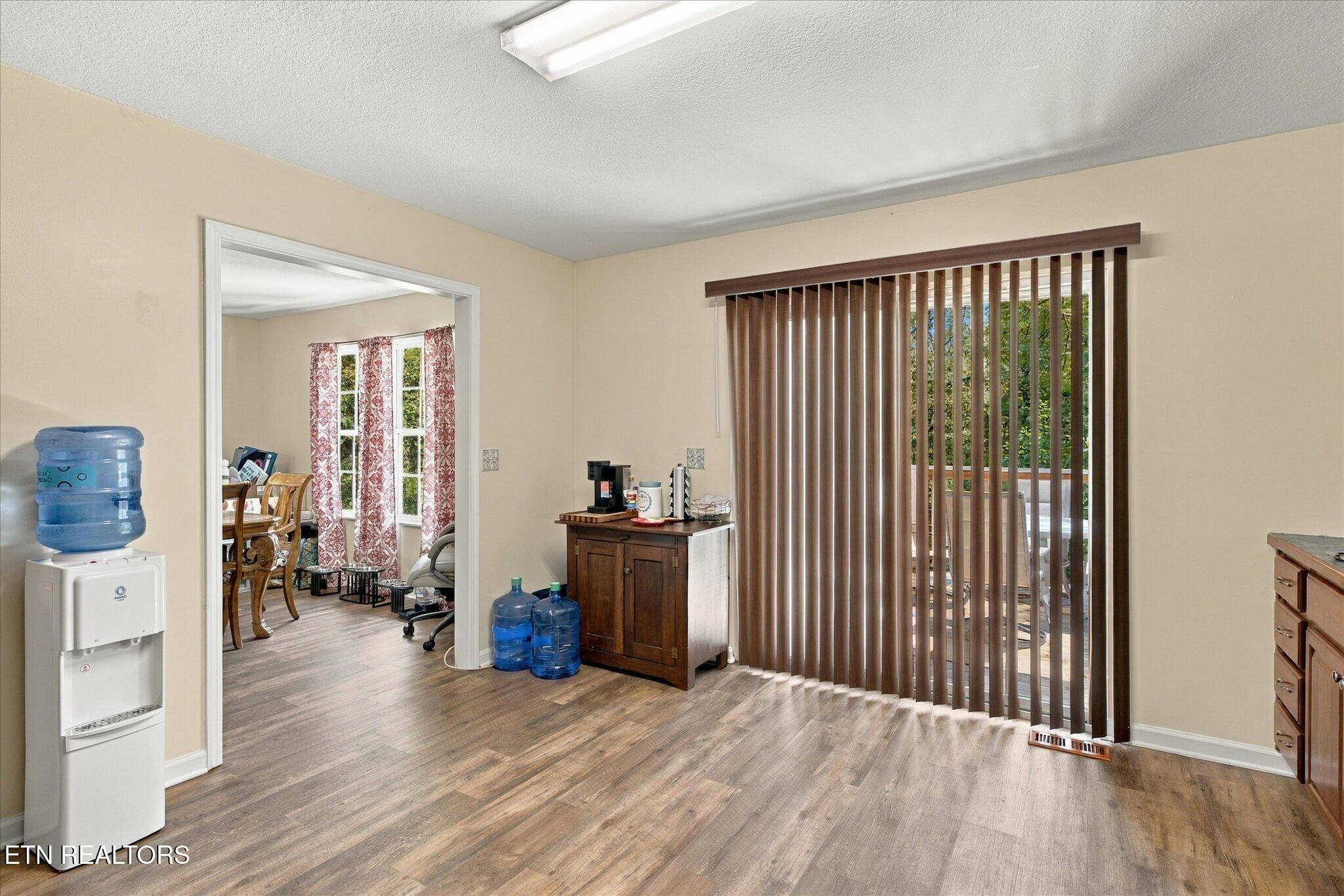 Kitchen to Back Deck - 3210 Topside Rd, Knoxville, TN 37920, Knoxville
