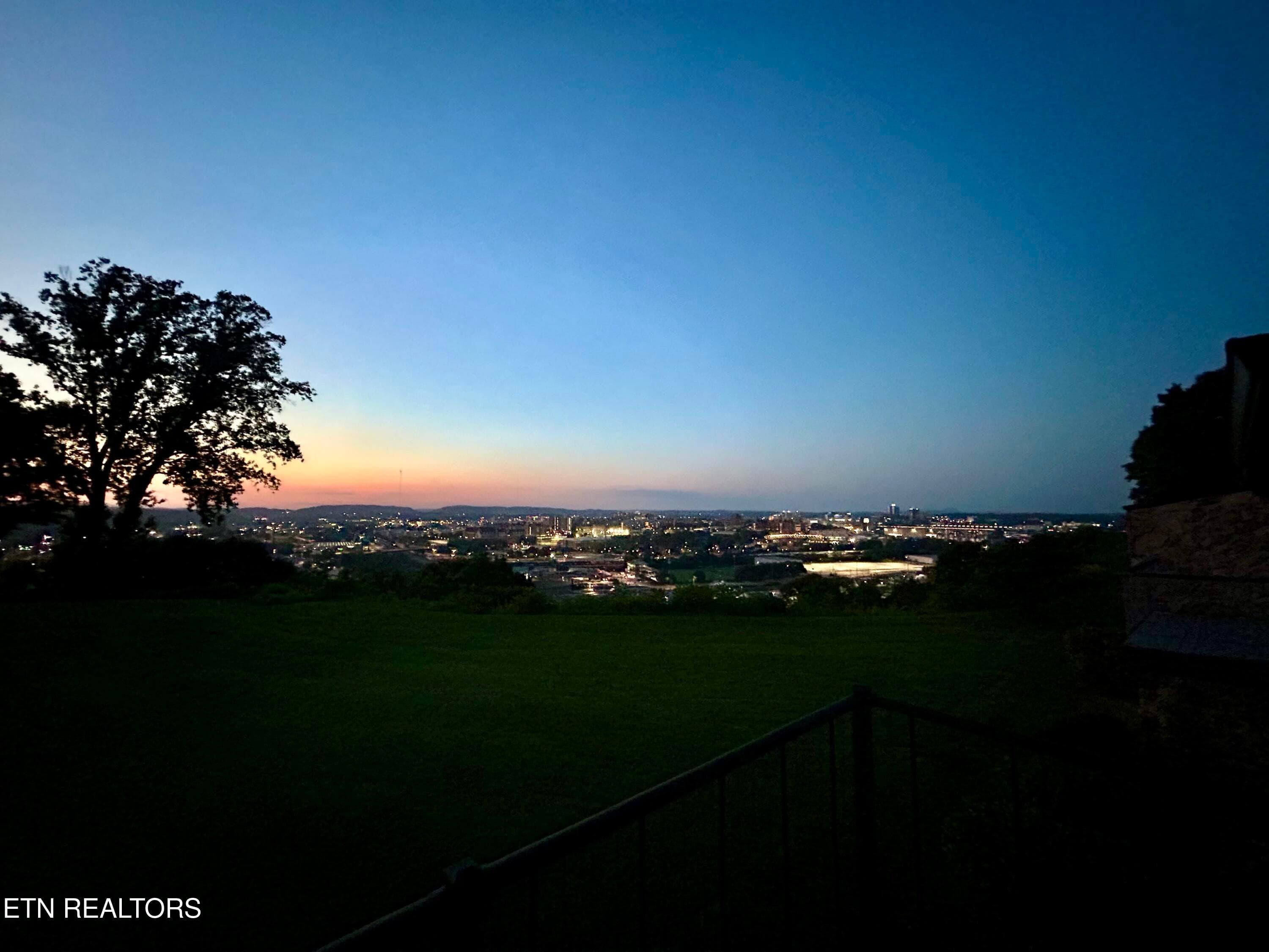 Sunset View - 1903 Cherokee Bluff Drive, Knoxville, TN 37920, Knoxville