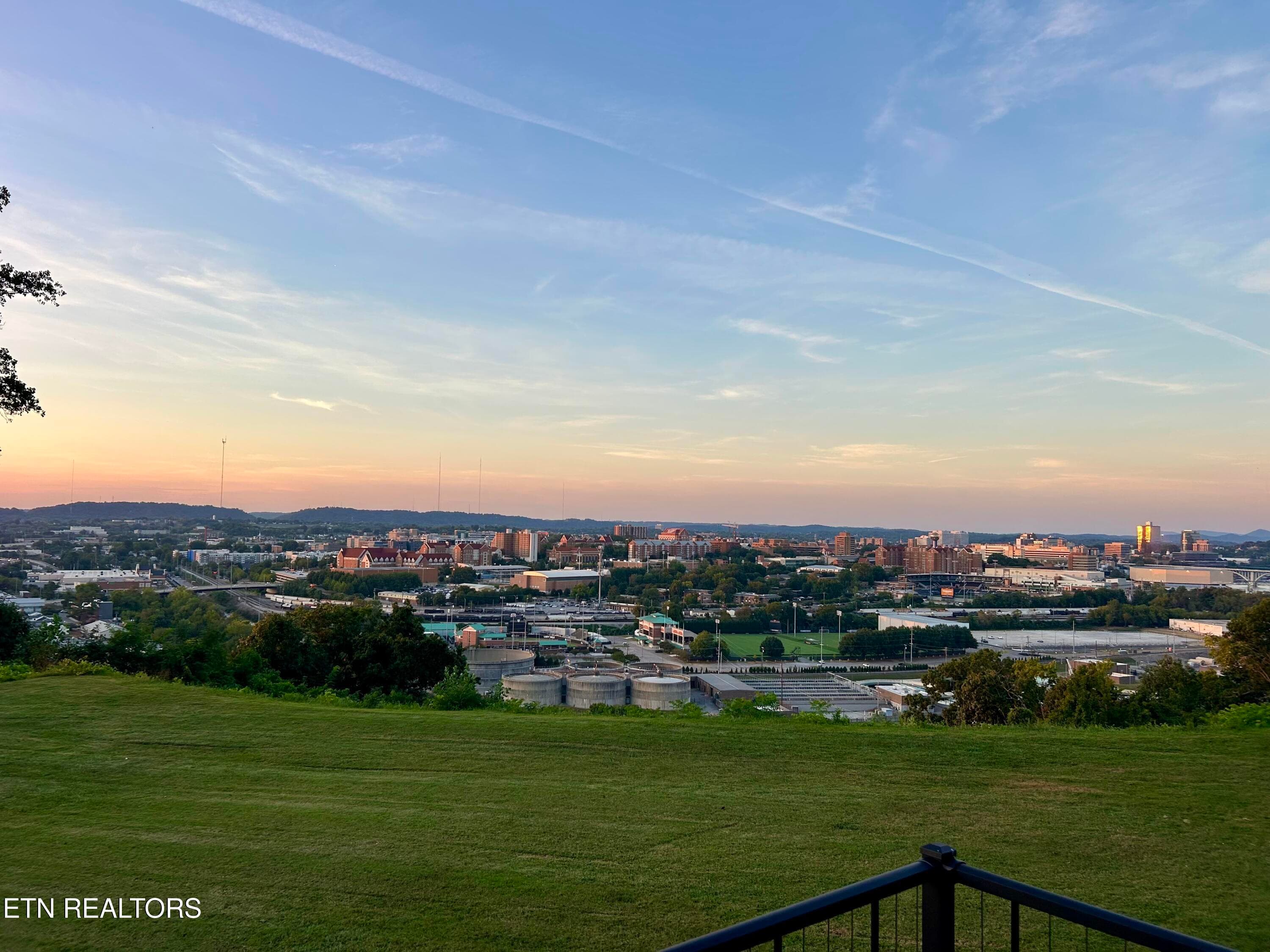 Sunset View - 1903 Cherokee Bluff Drive, Knoxville, TN 37920, Knoxville