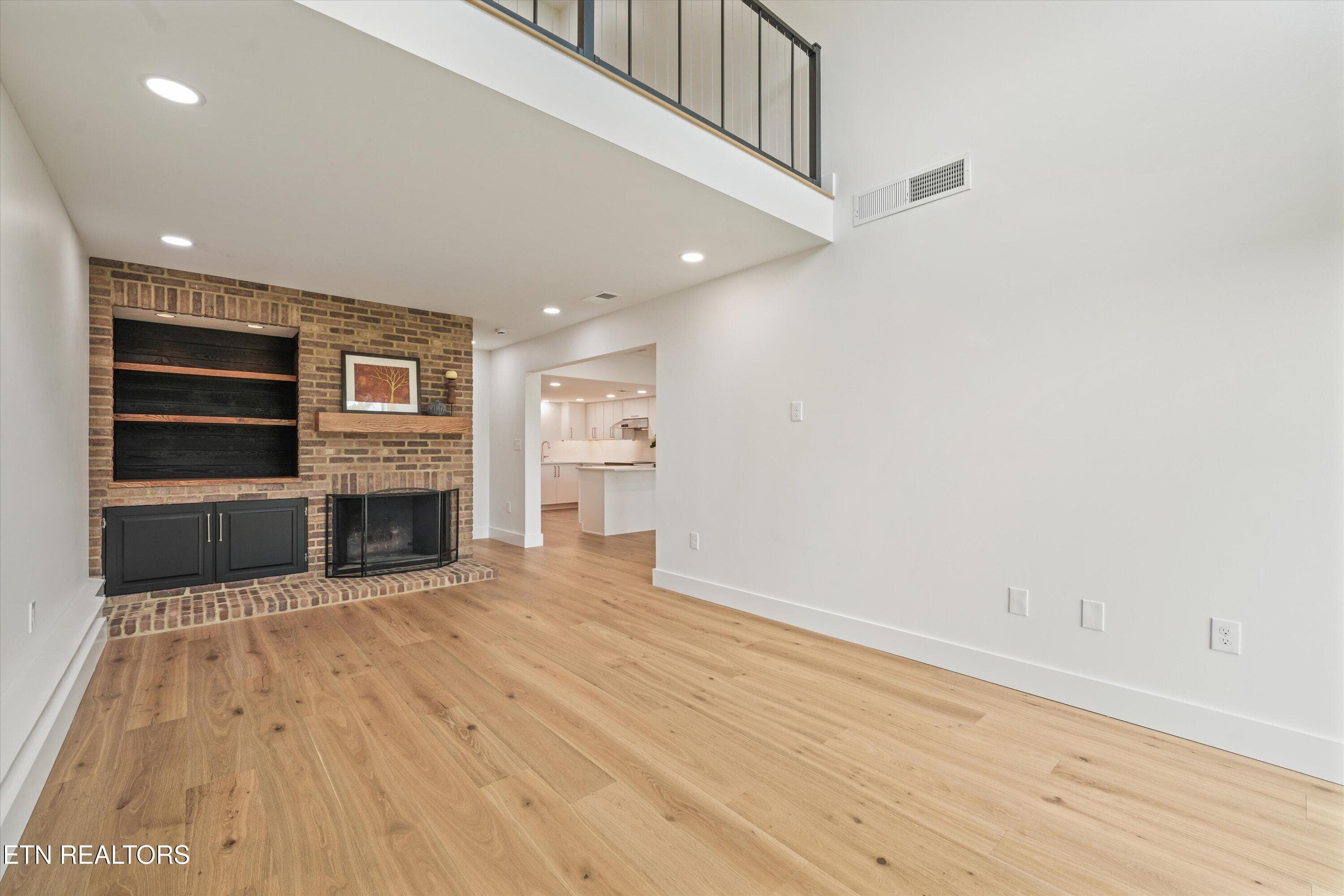 Family Room - 1903 Cherokee Bluff Drive, Knoxville, TN 37920, Knoxville