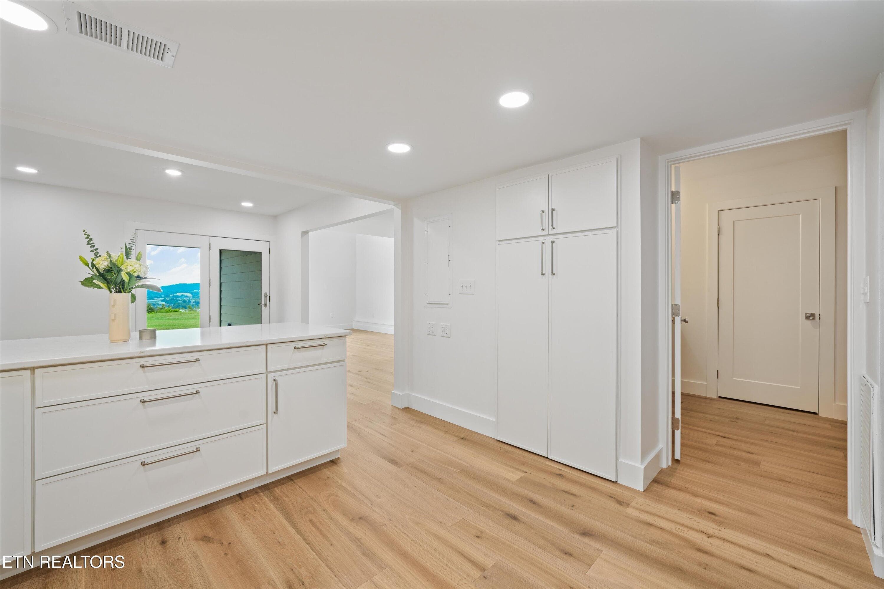 Kitchen - 1903 Cherokee Bluff Drive, Knoxville, TN 37920, Knoxville