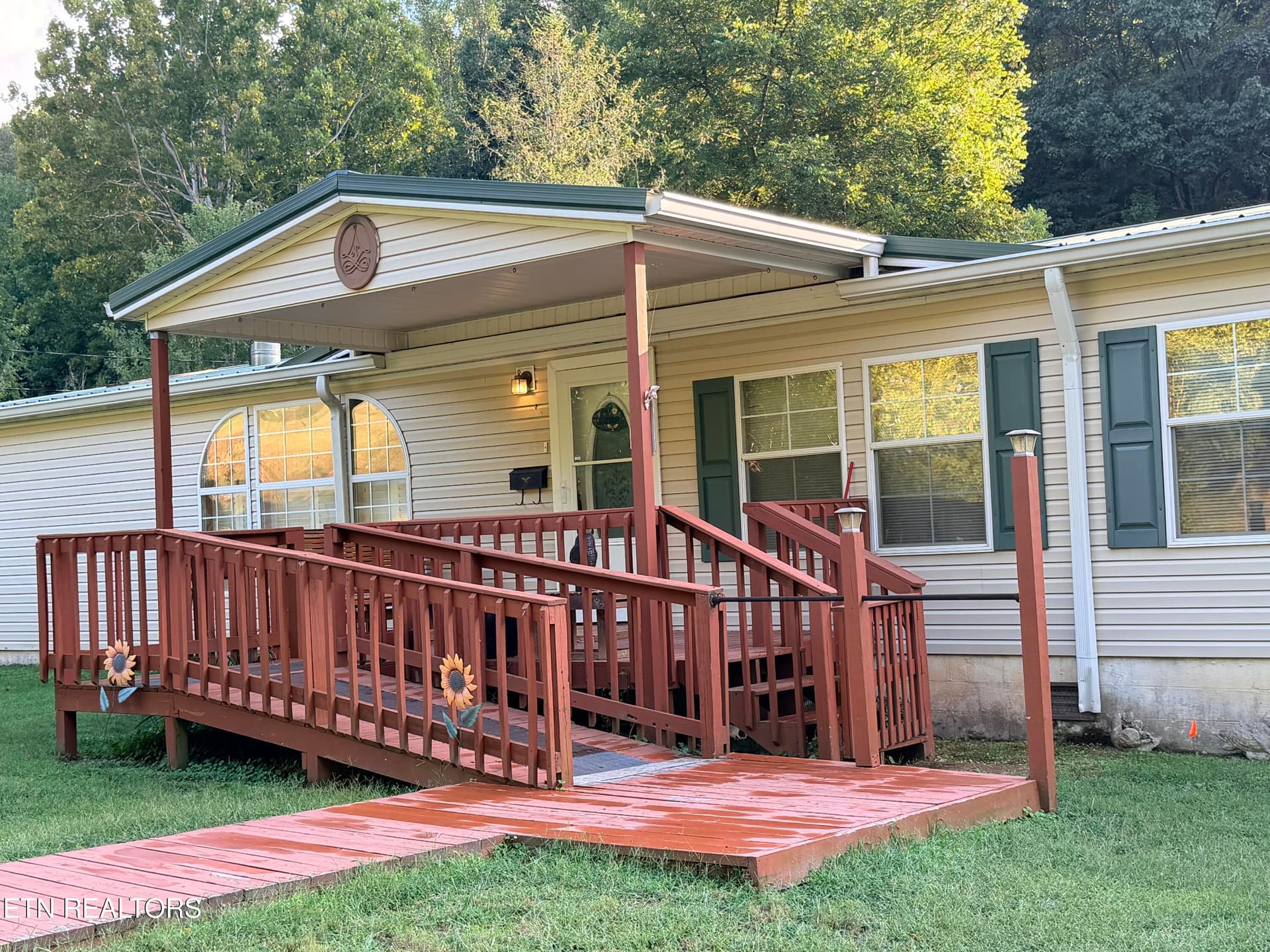 561 Mans Hollow Rd Mans Hollow Rd, Kingston, TN 37763